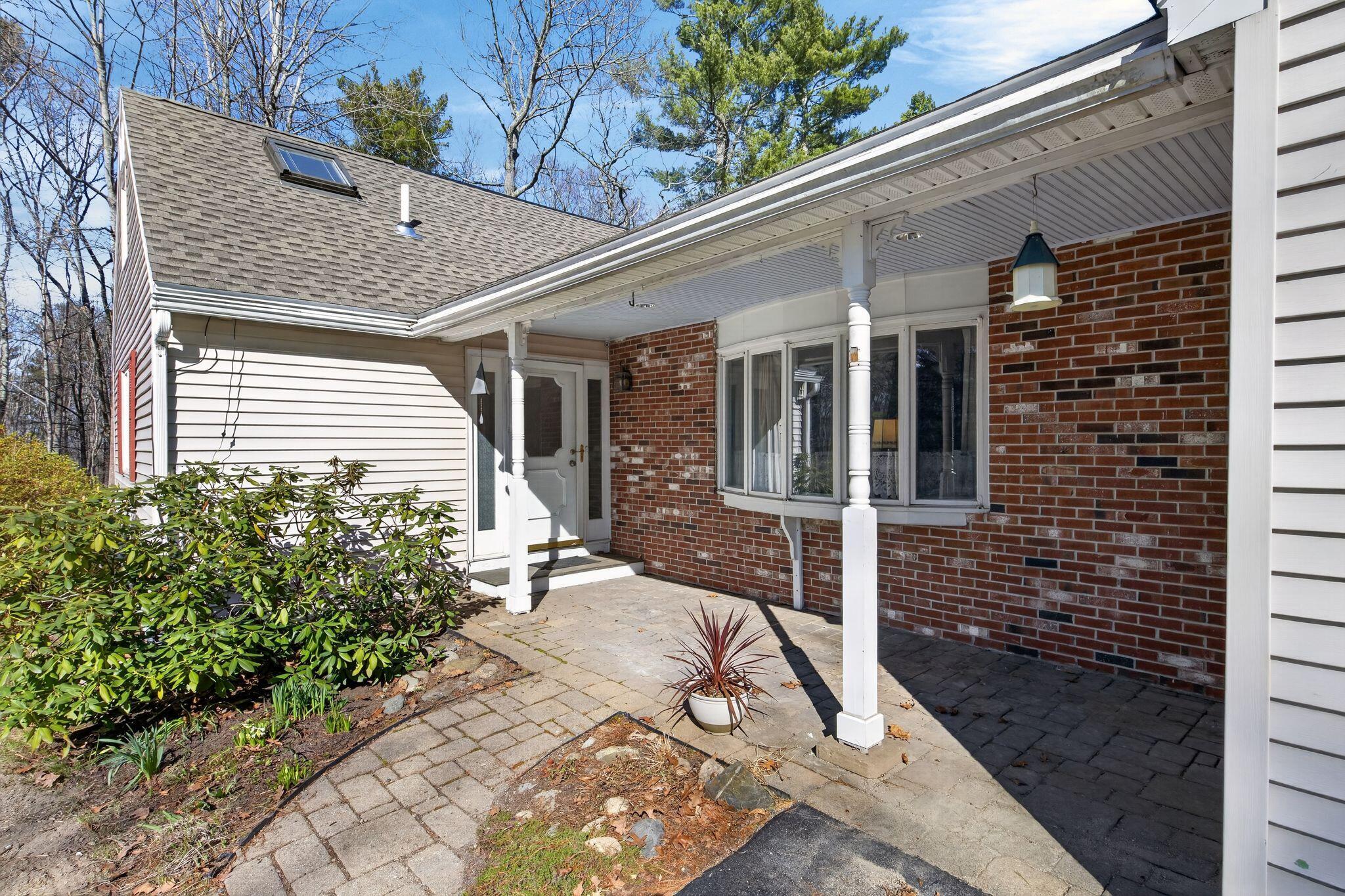 55 Pine Hill Cemetery Road