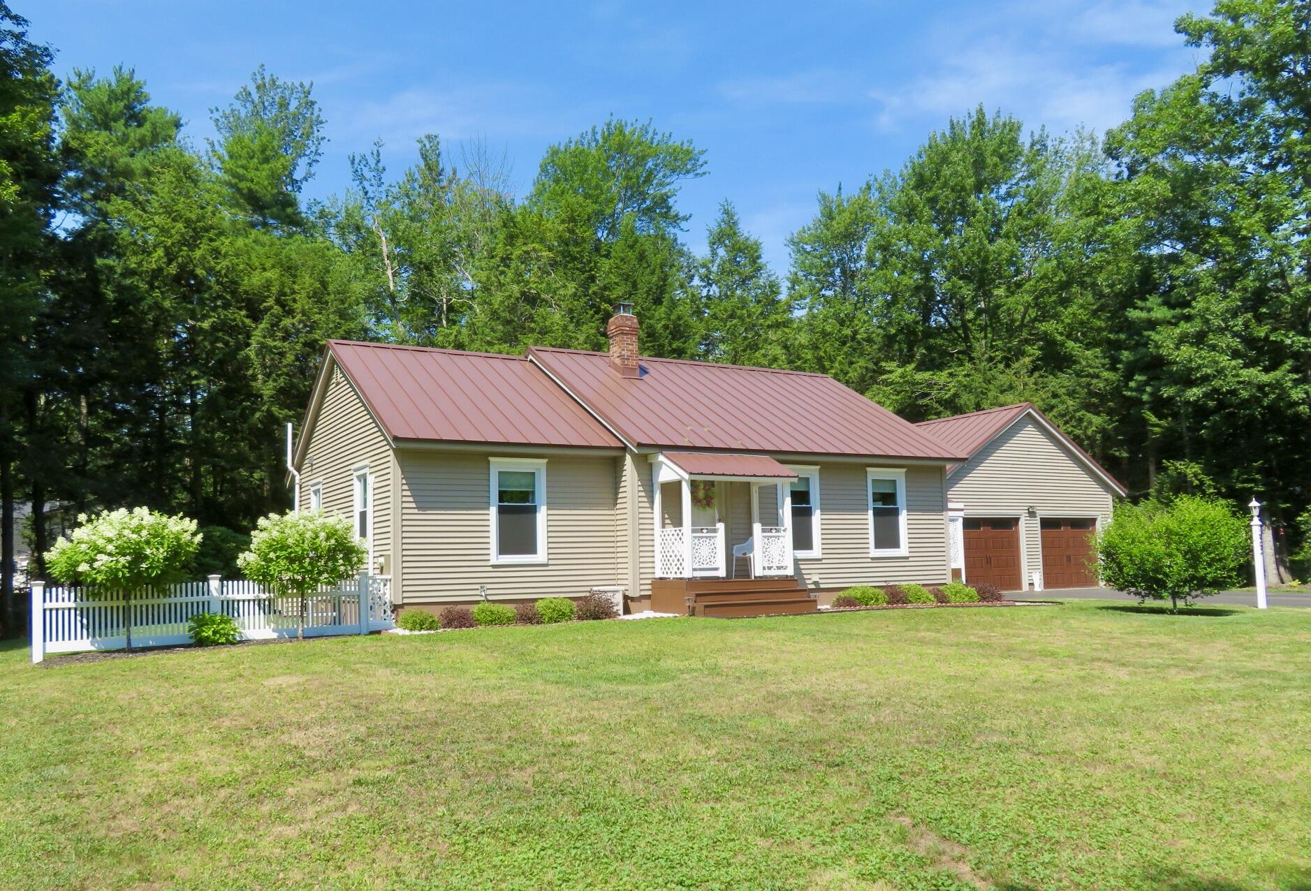 33 Oak Wood Drive