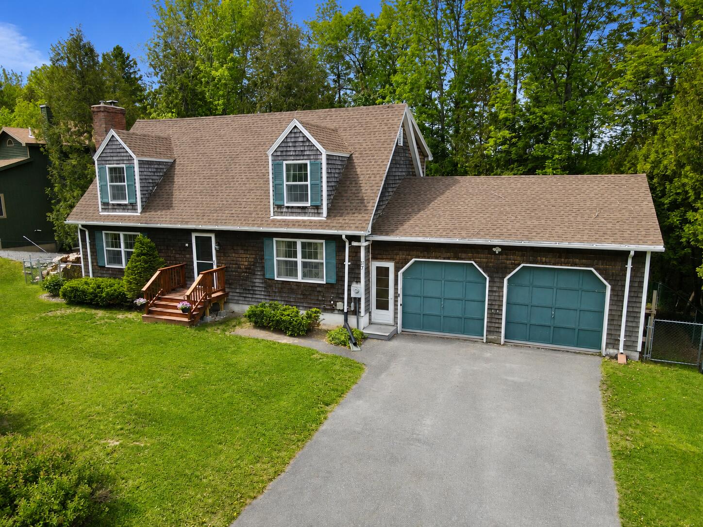 37 Packard Drive