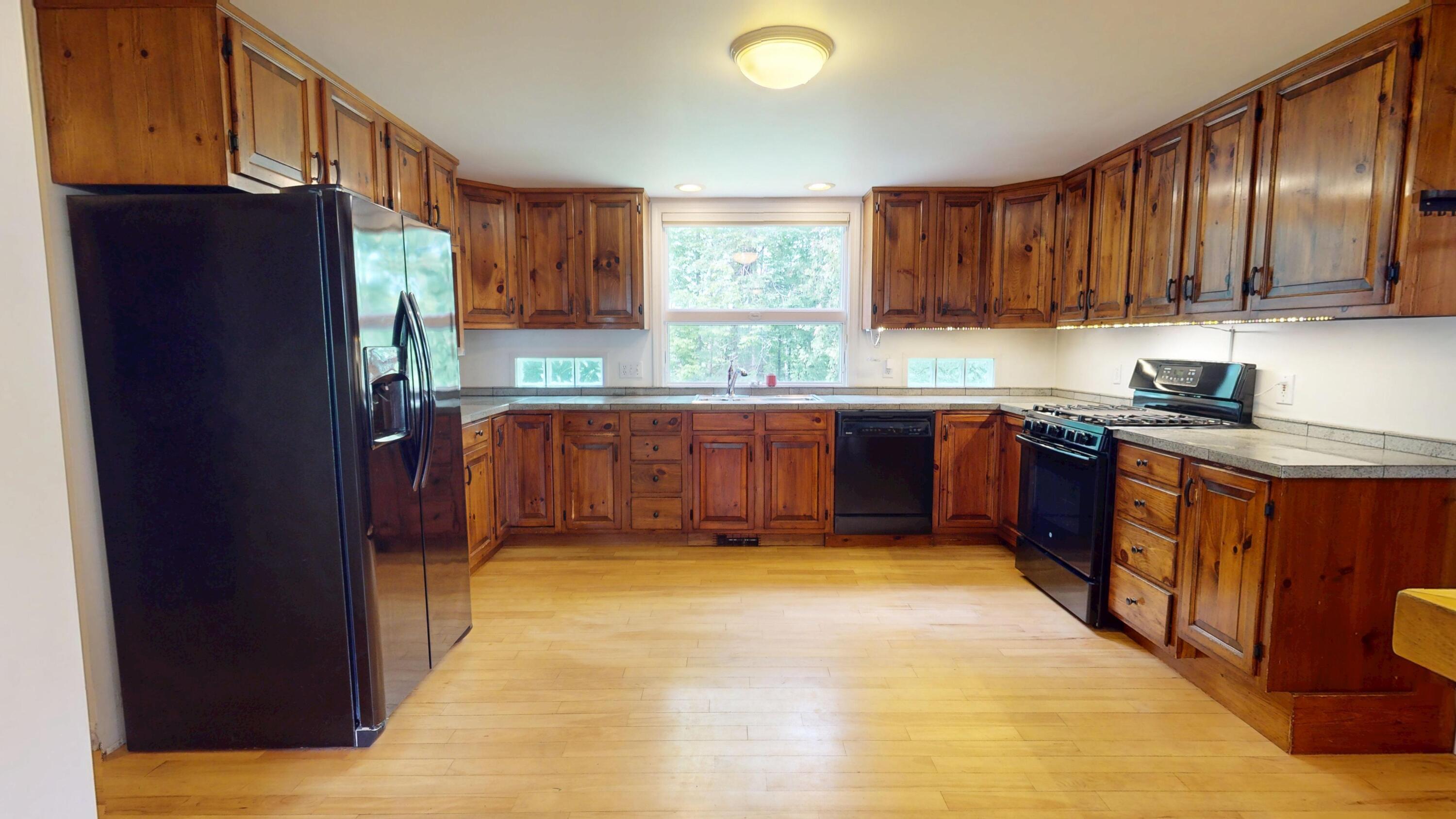 37 Packard Drive
