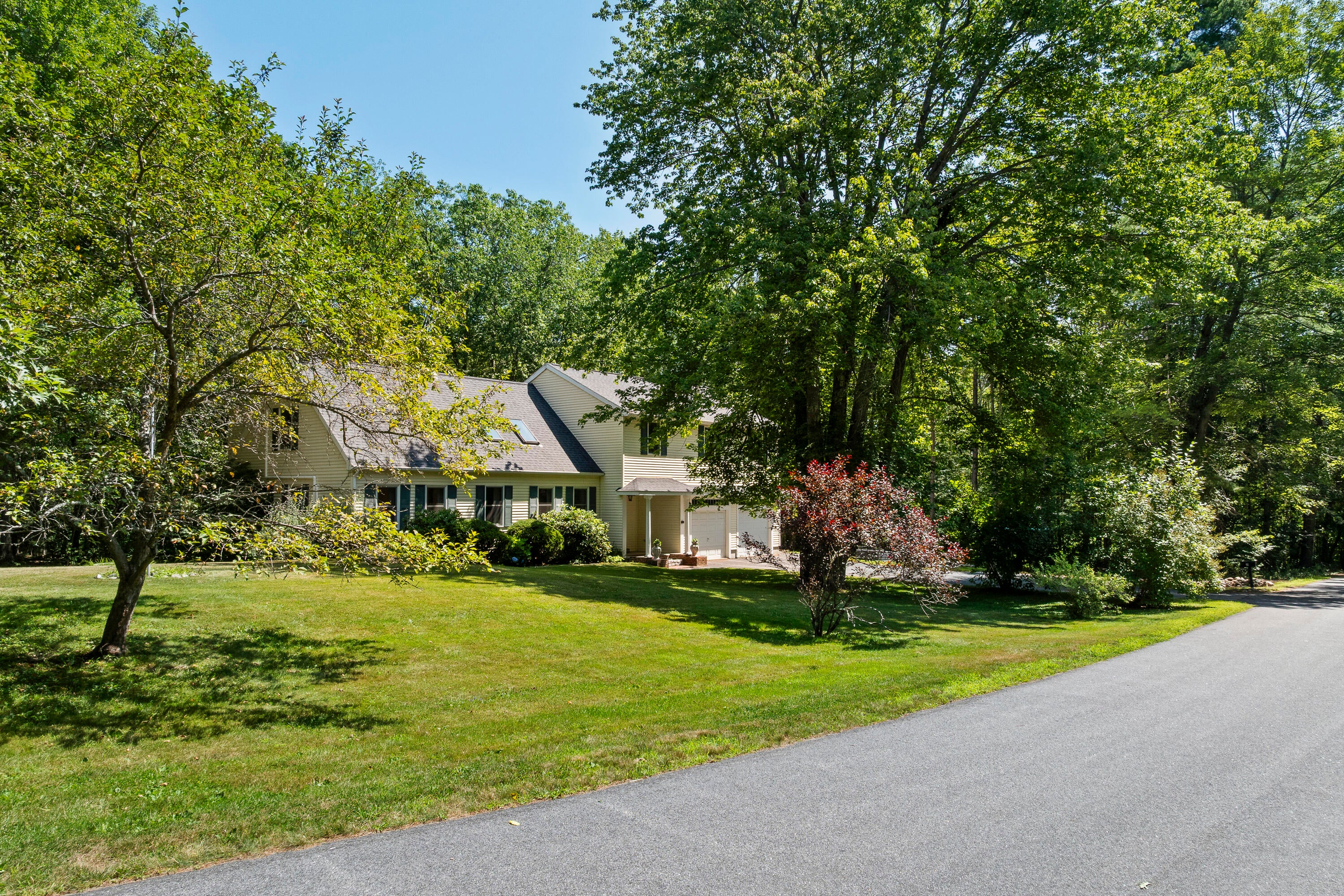 2 Little Creek Drive