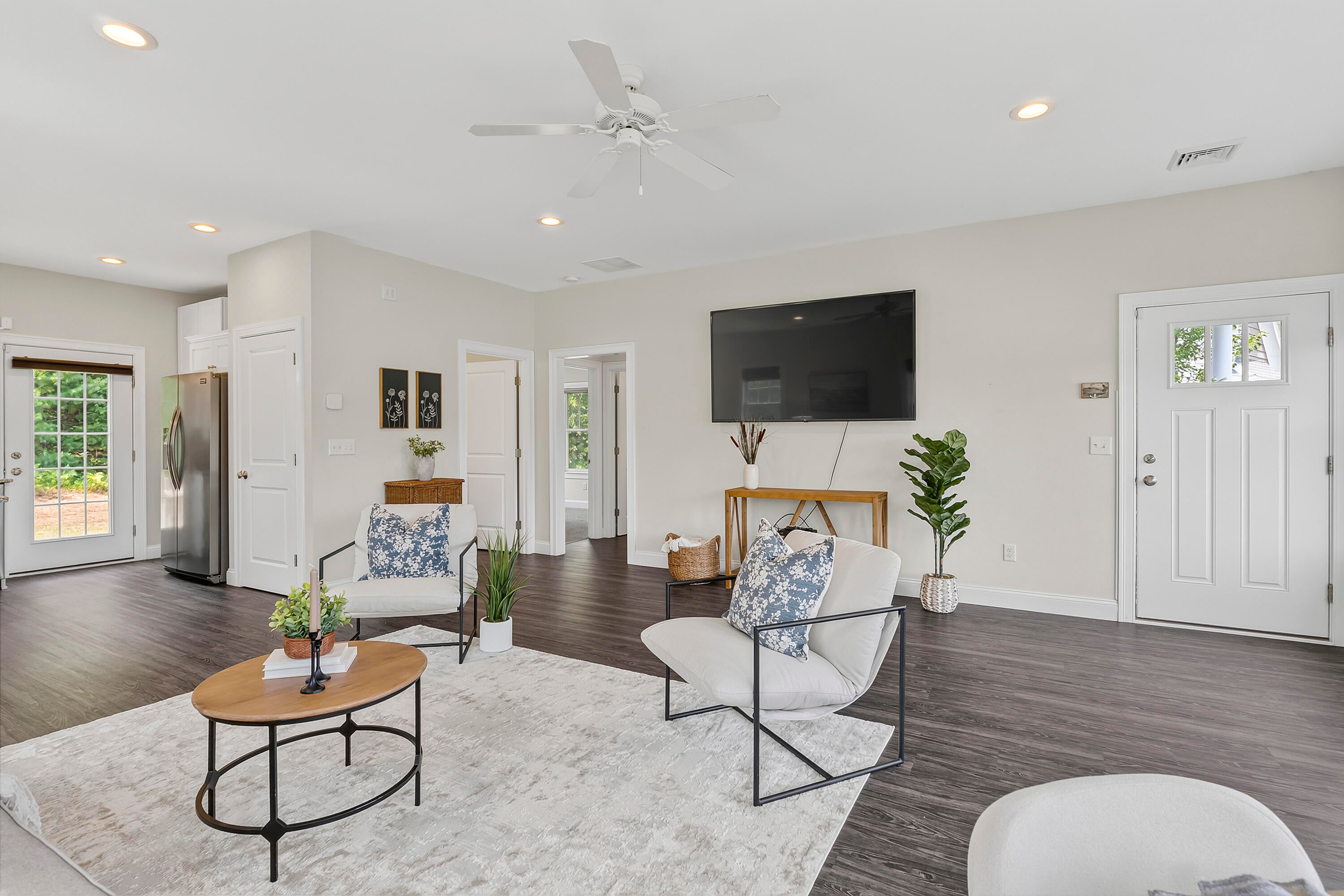 23 Adams Lane 4