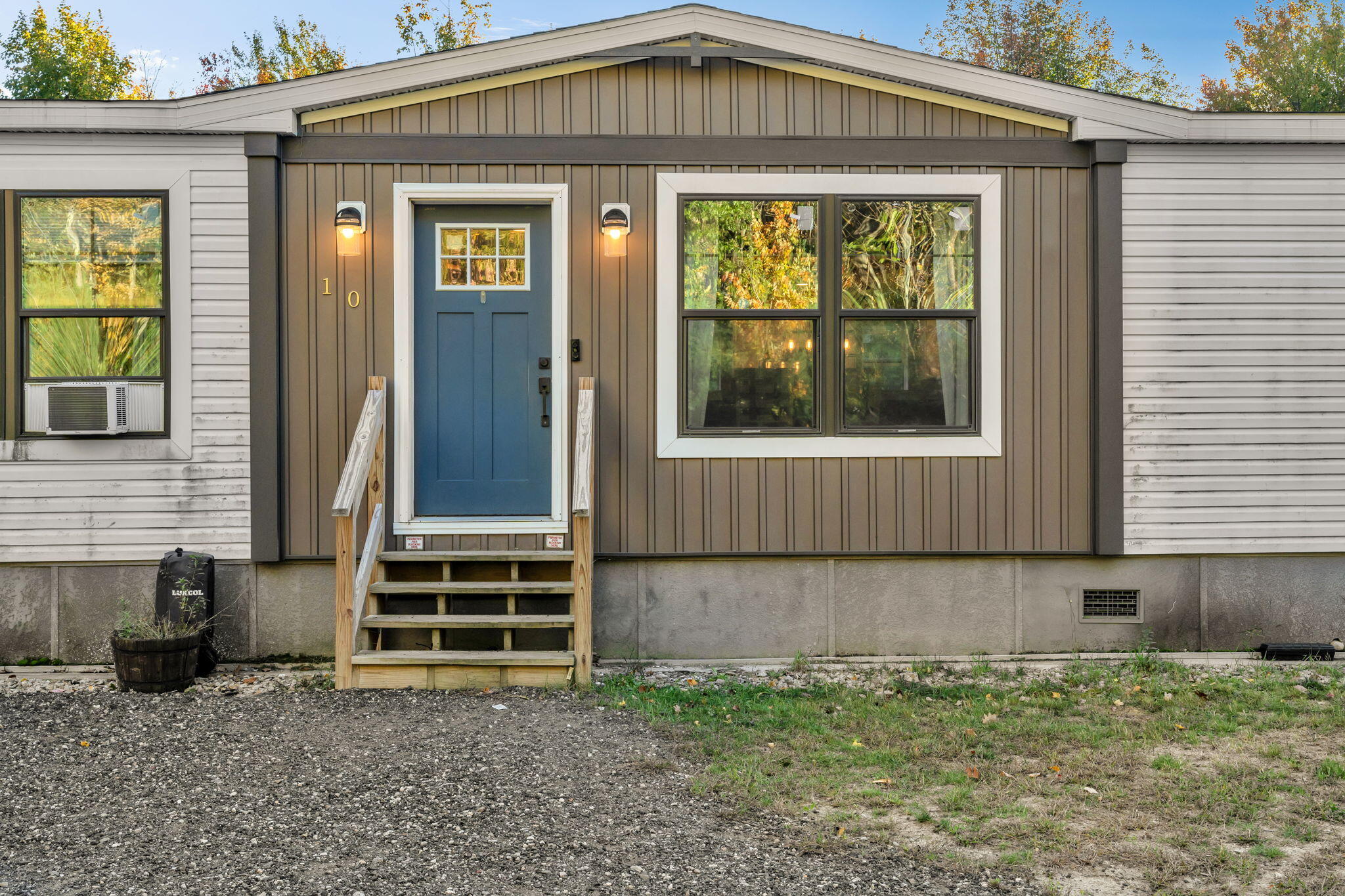 10 Wilderness Way