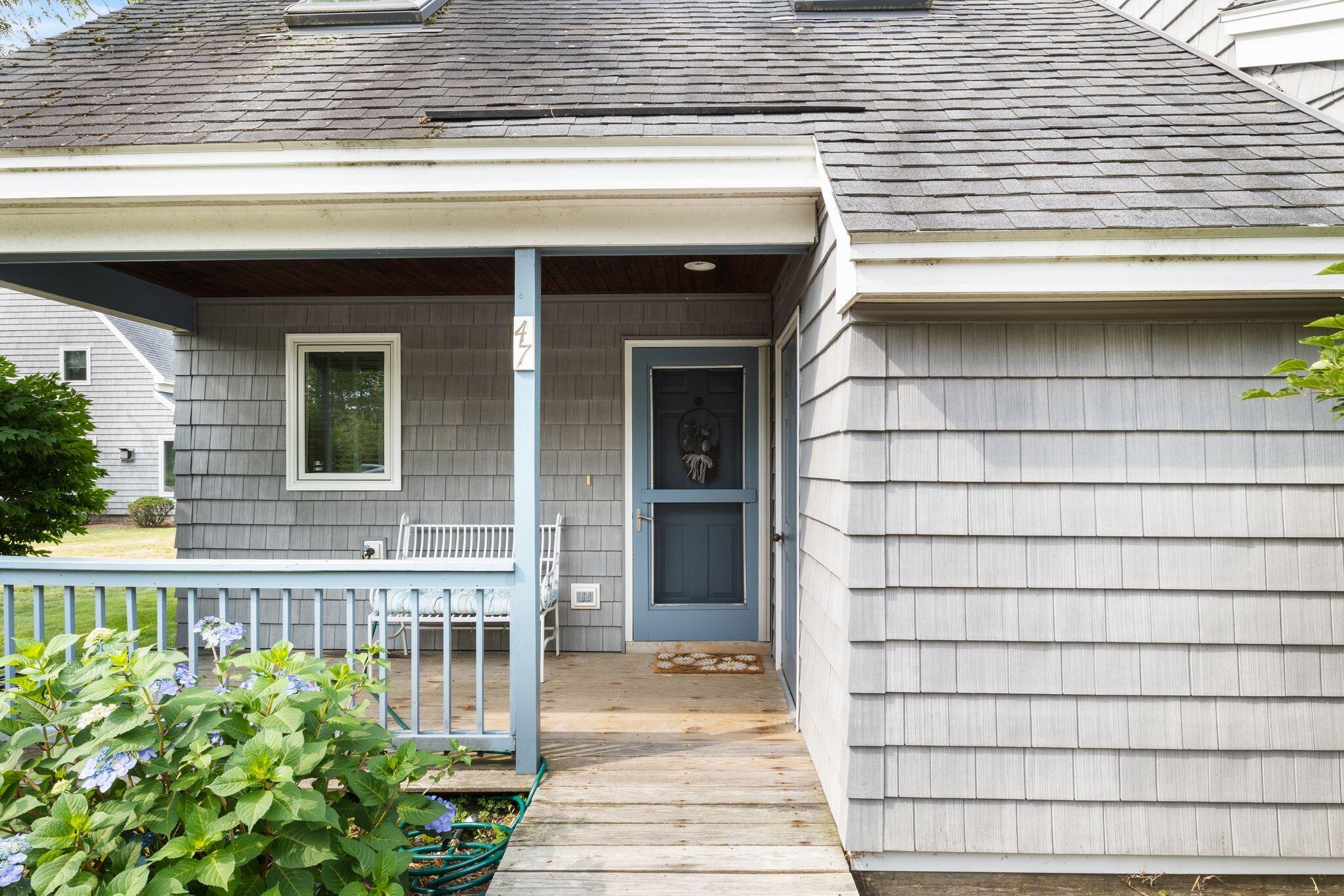 146 W Grand Avenue 47