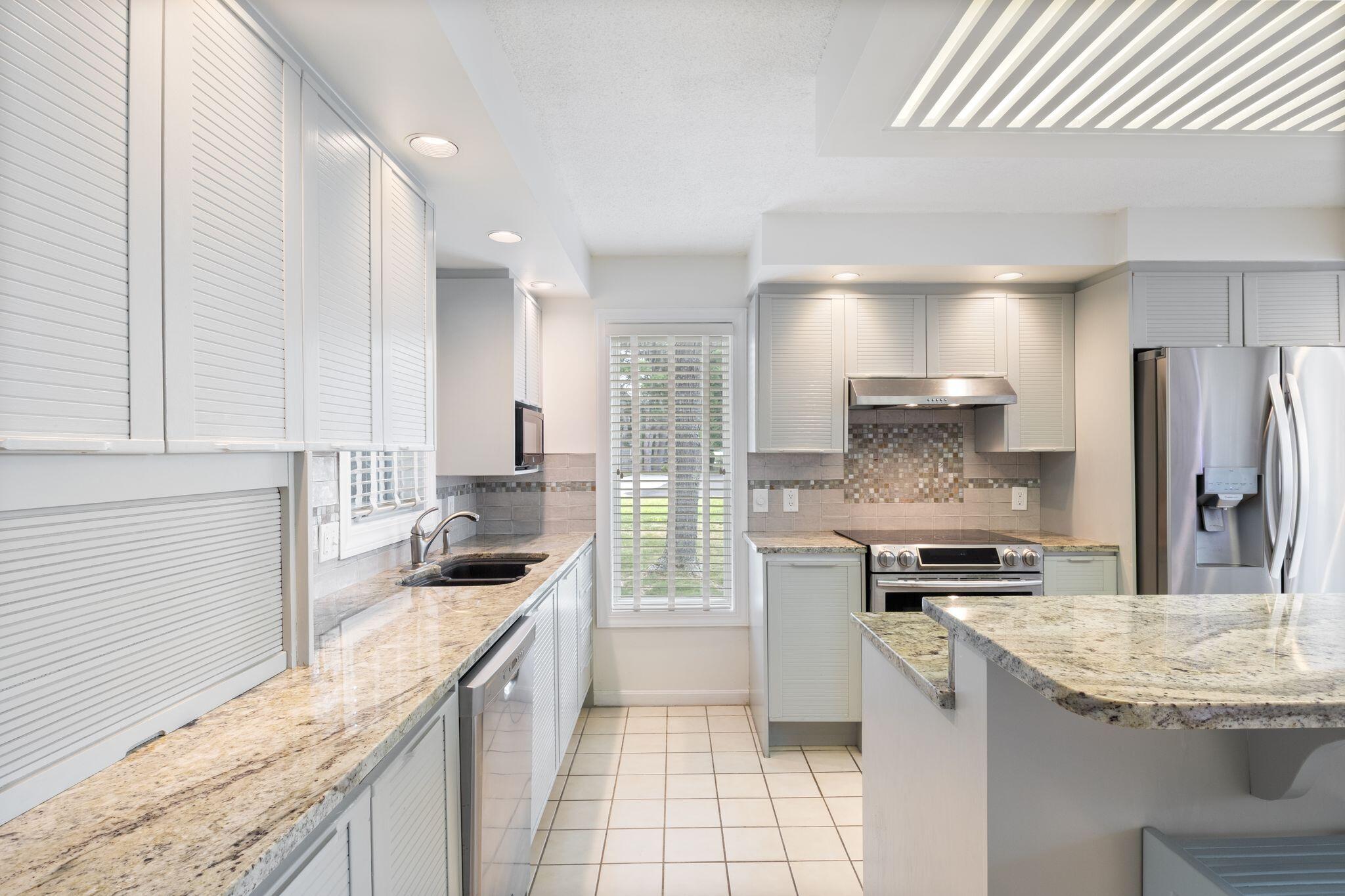 146 W Grand Avenue 47