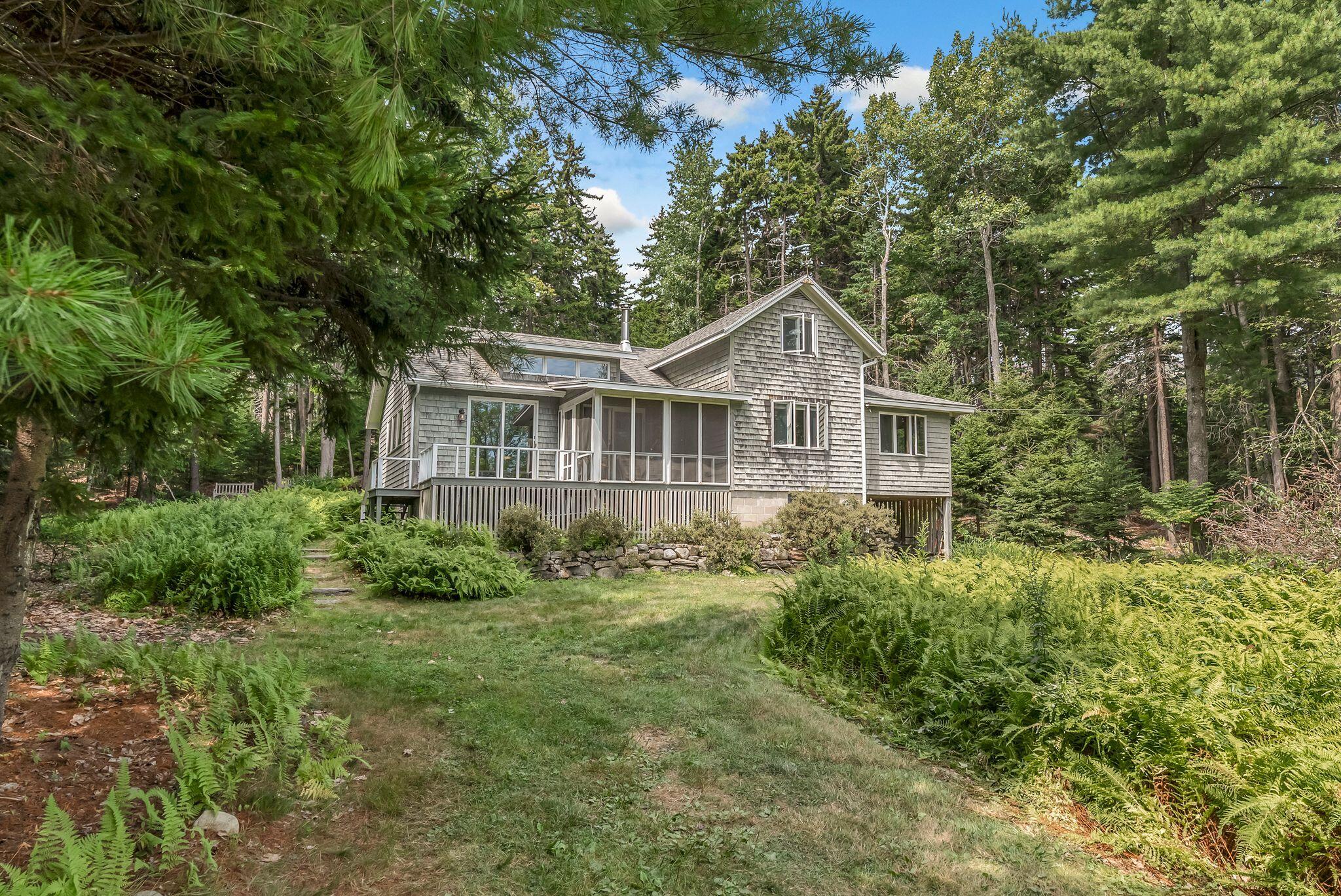 26 Springettes Road