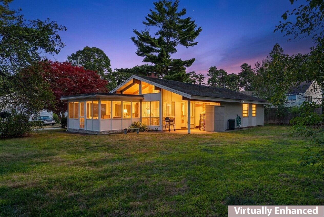 31 Moorview Avenue