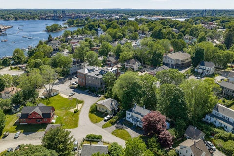 Photo of 17 Traip Avenue, Kittery, ME 03904 (MLS # 1666708)