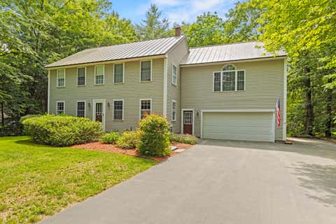 Photo of 4 River Meadow Circle, Standish, ME 04085 (MLS # 1667206)