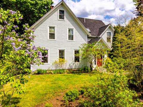 Photo of 29 Spruce ST, Rockport, ME 04856 (MLS # 1668376)
