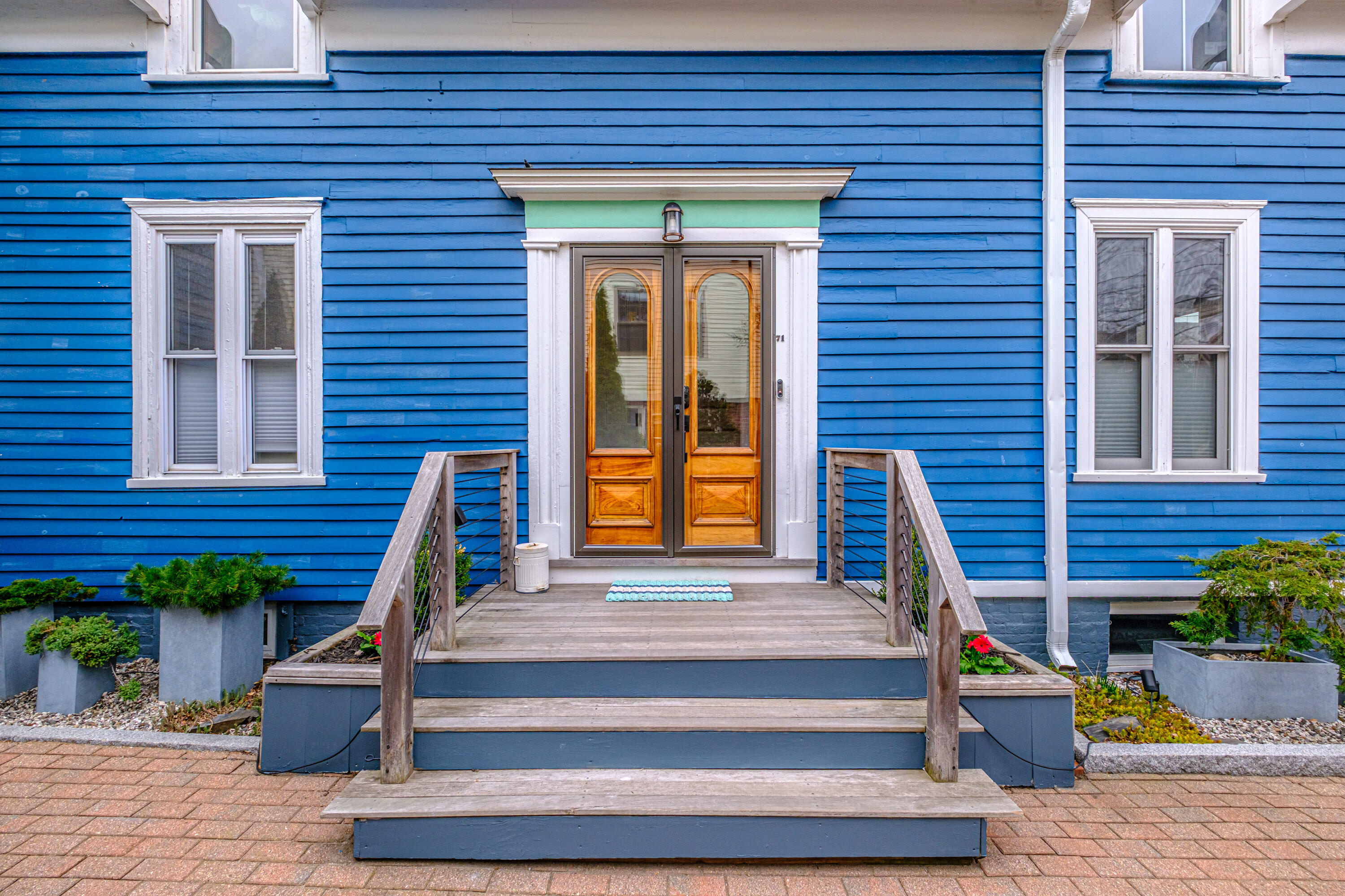 71 Gray Street