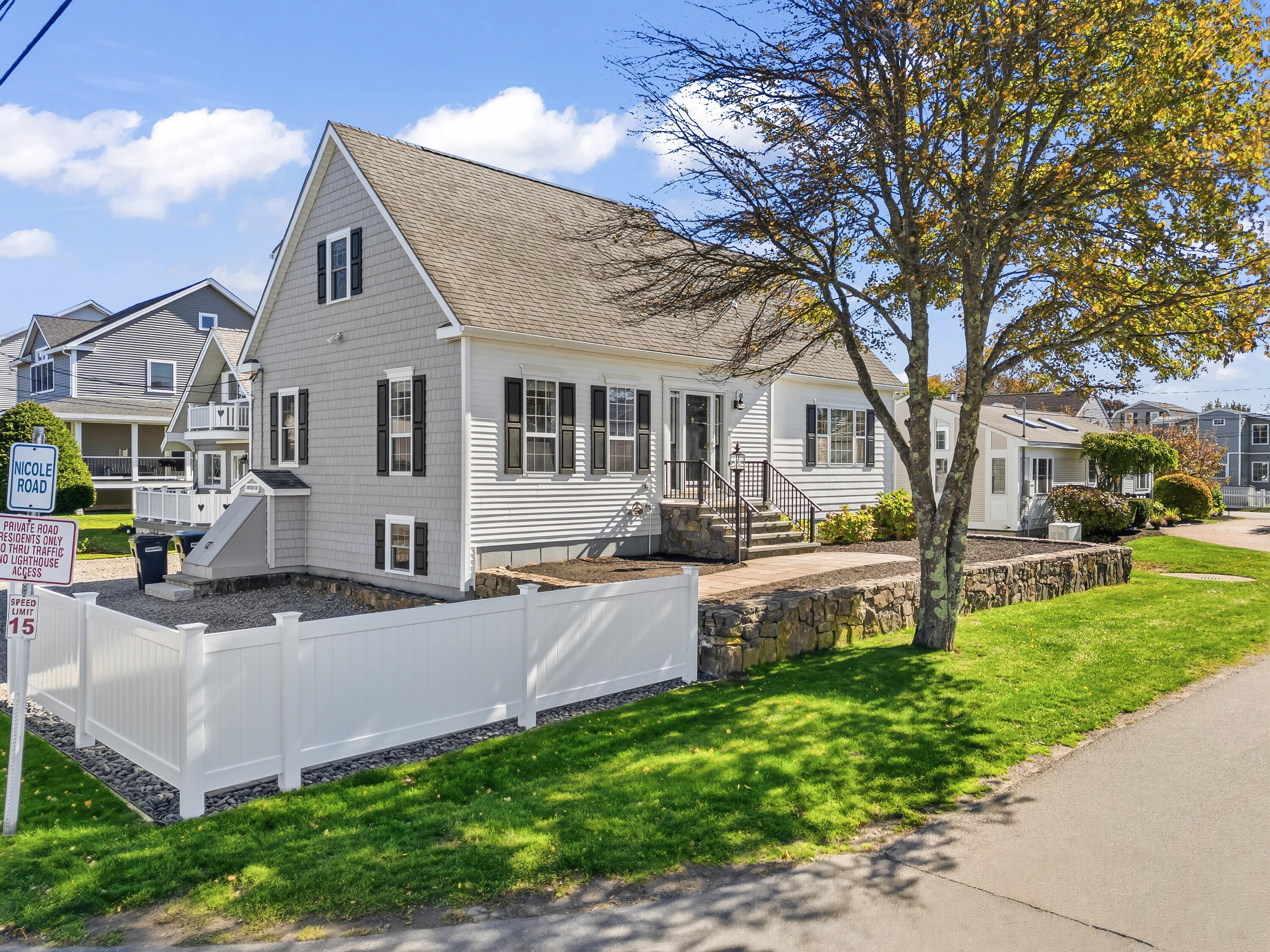 1 Nicole Road