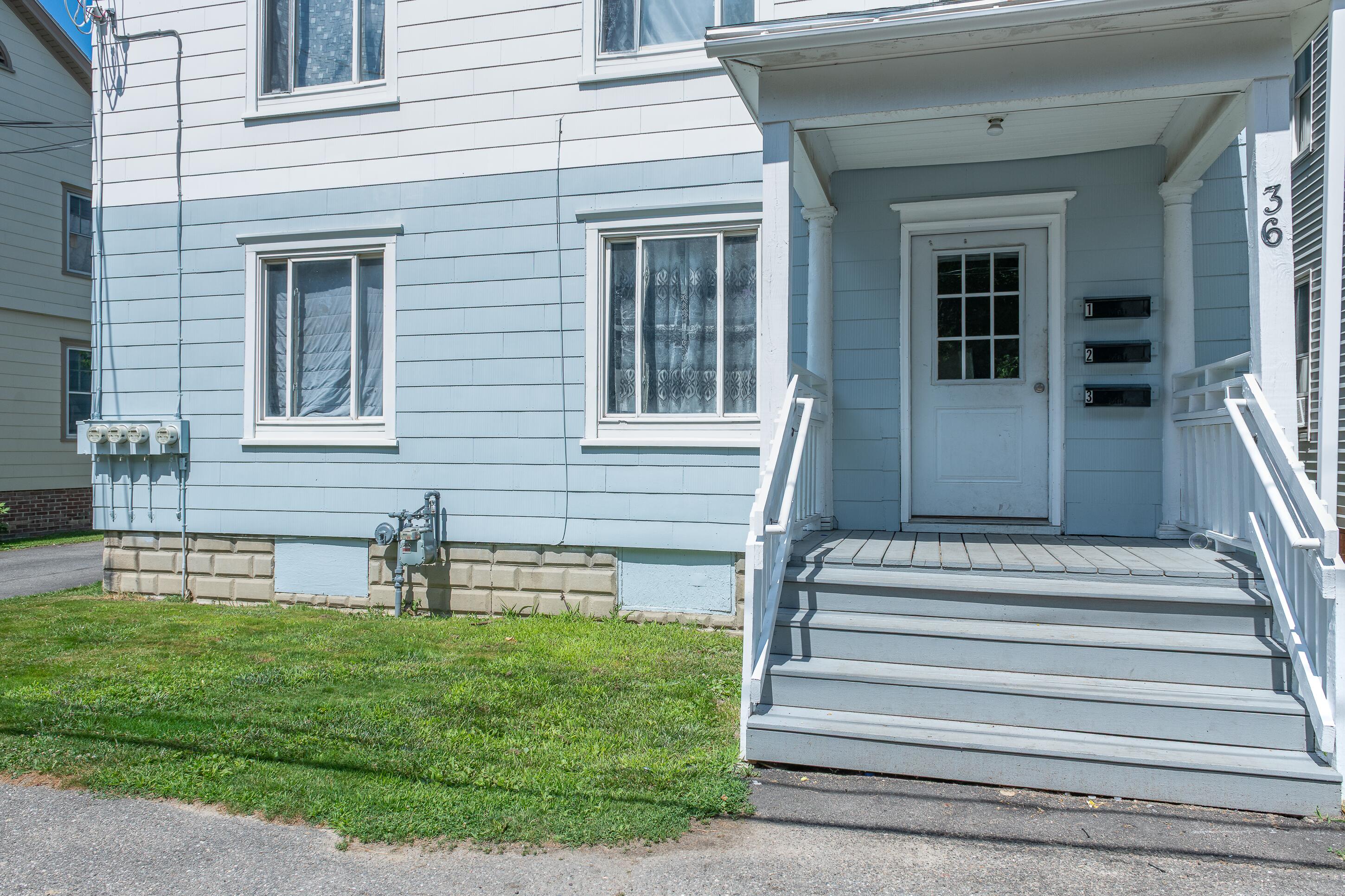 36 Nichols Street