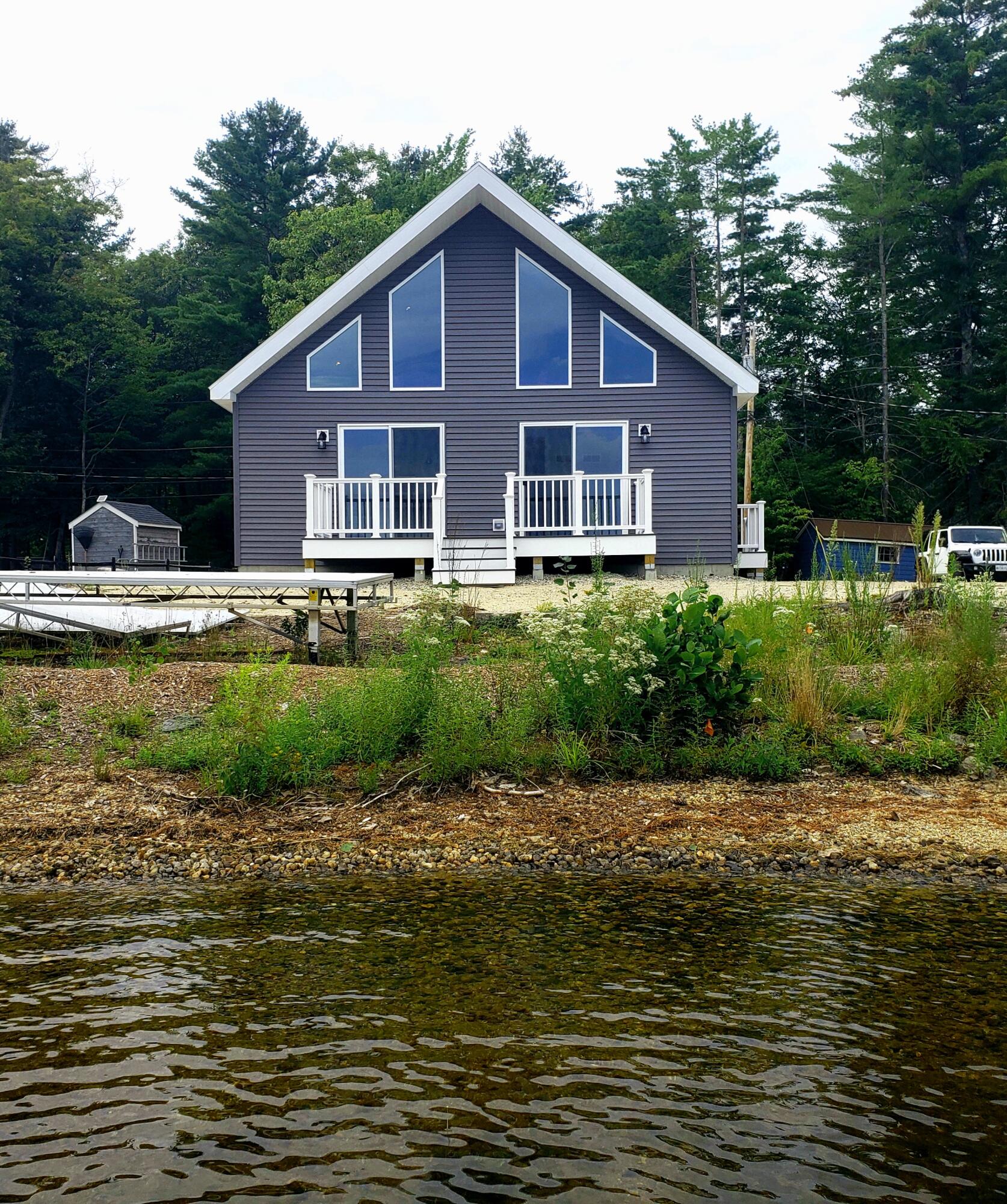 15 Evergreen Road