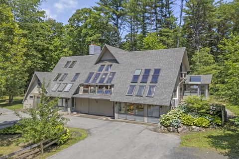 Photo of 6 Robinson Drive, Rockport, ME 04856 (MLS # 1670571)