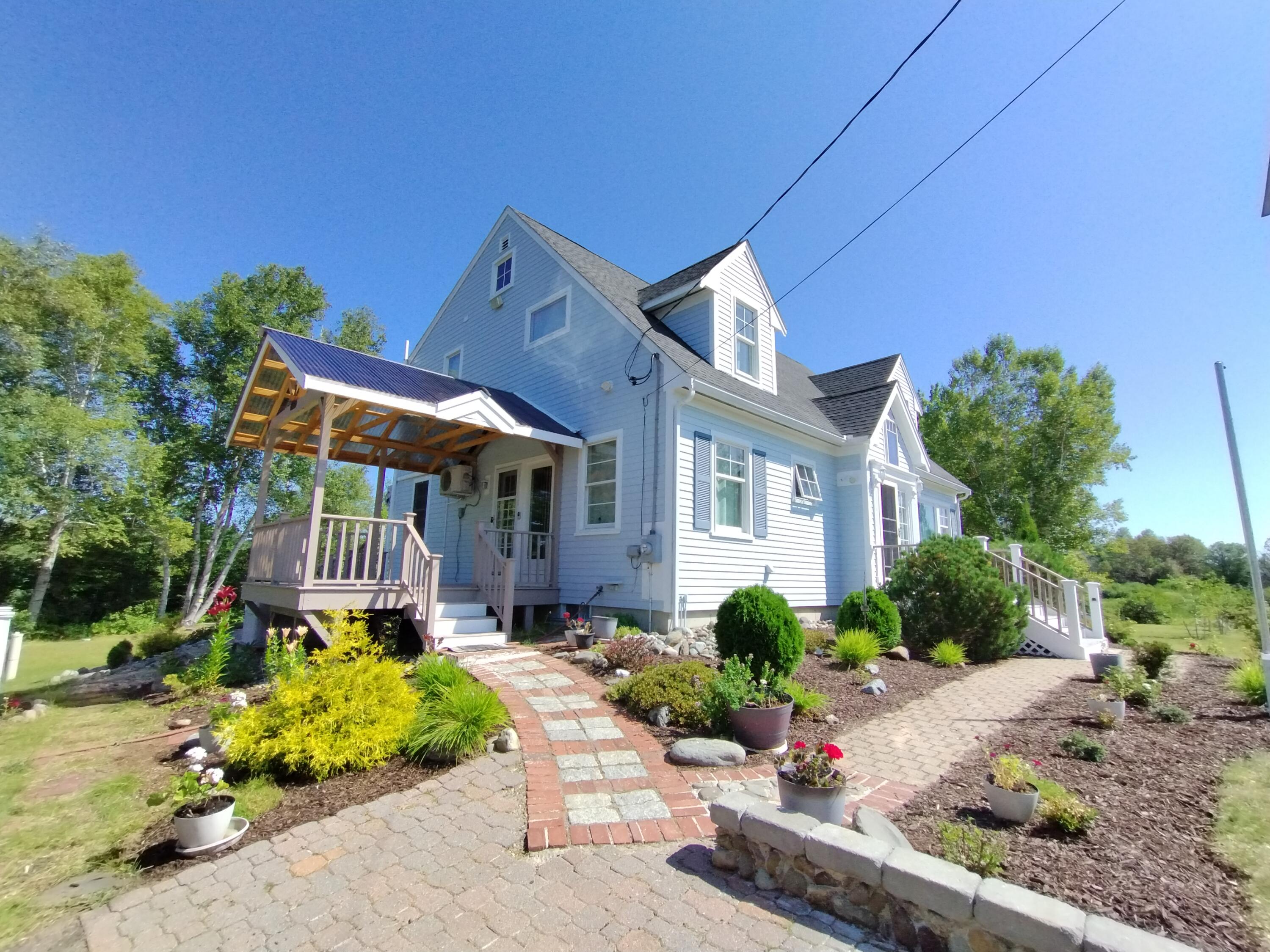 717 Crystal Road