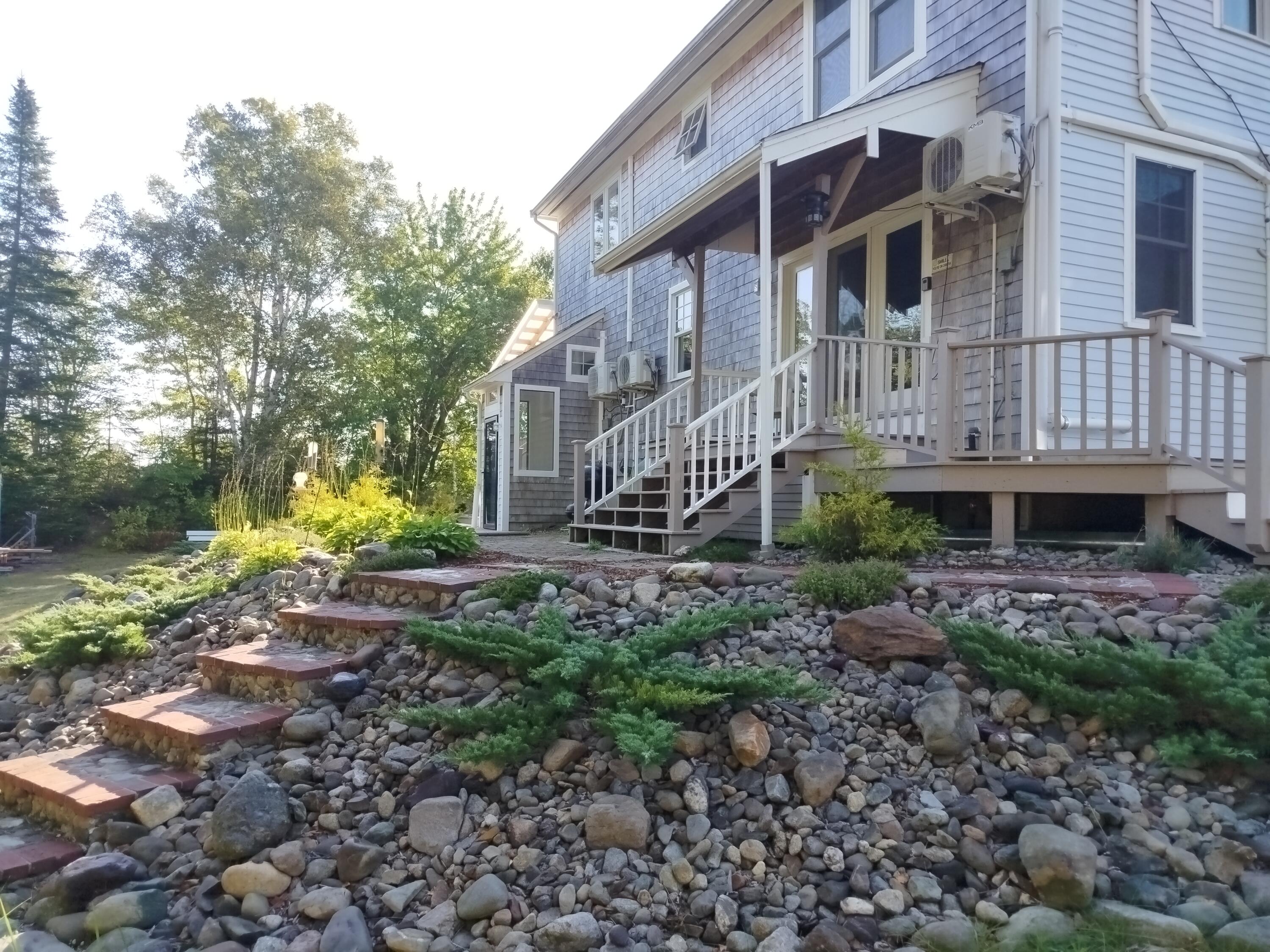 717 Crystal Road