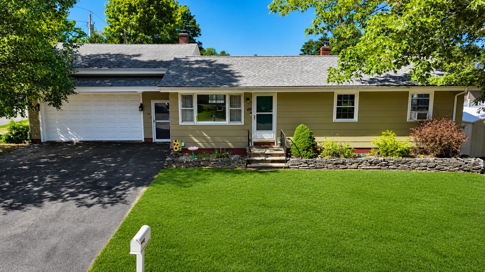 49 Ashmount Street