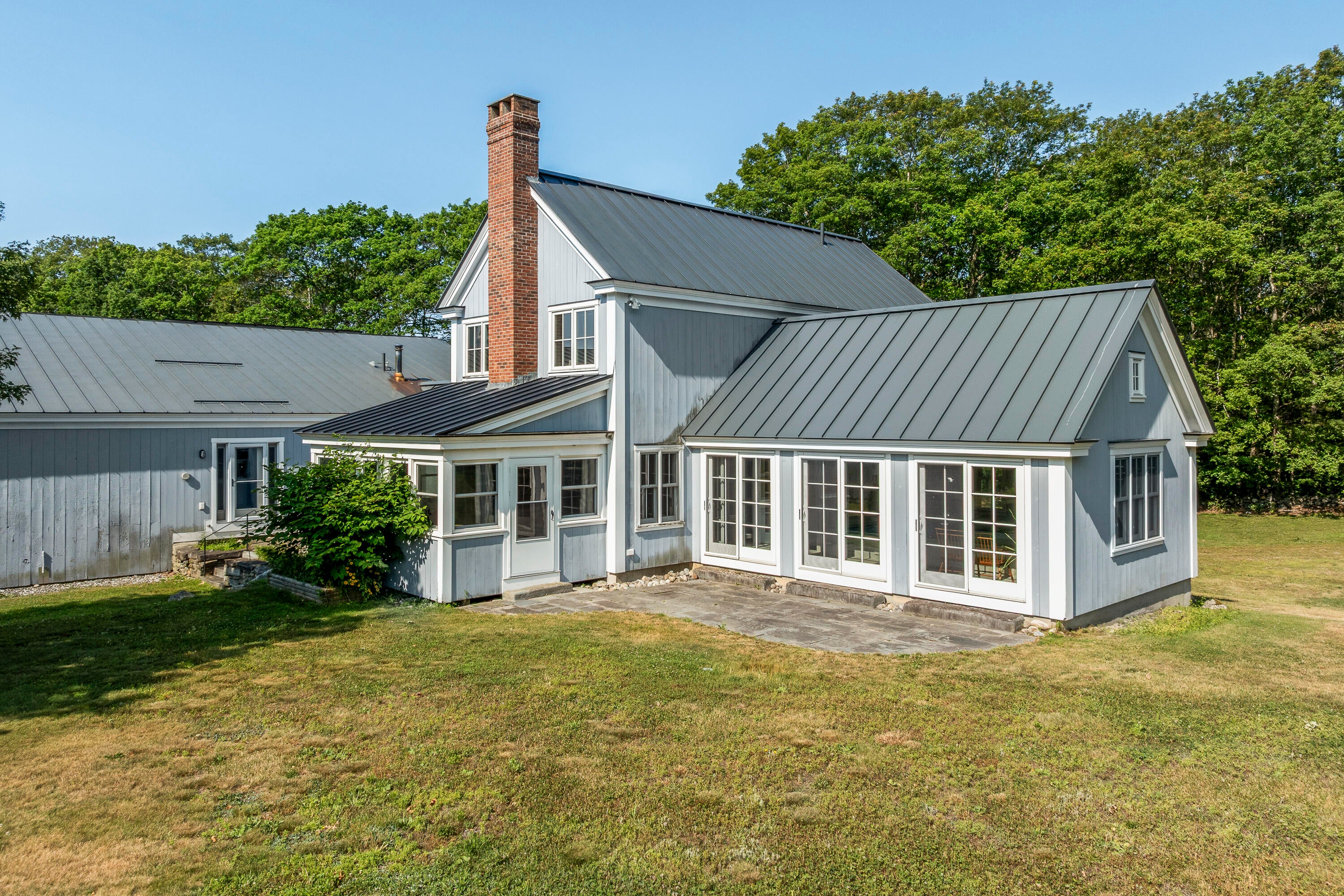 237 Middle Road