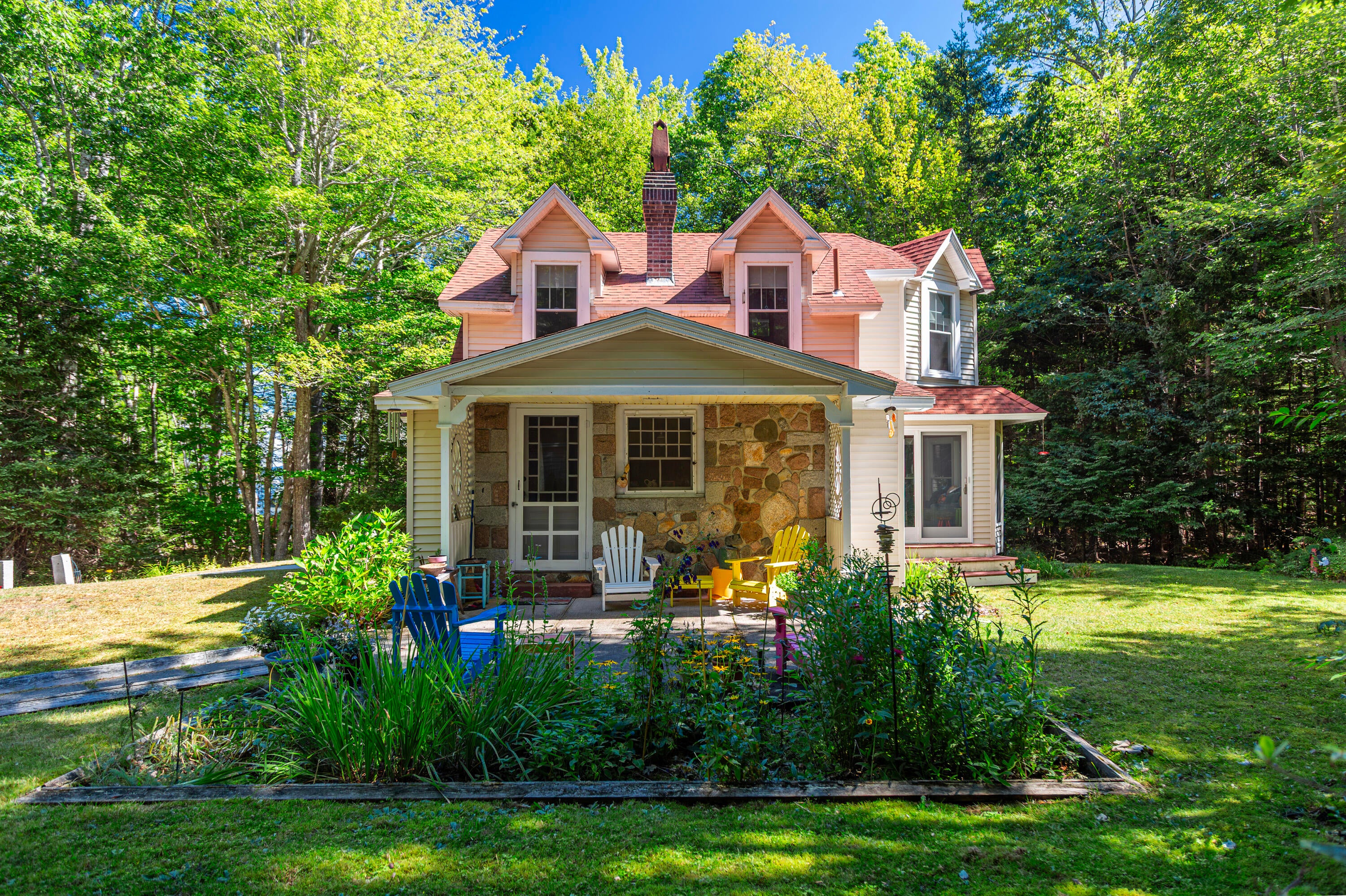 102 Degregoire Park 2