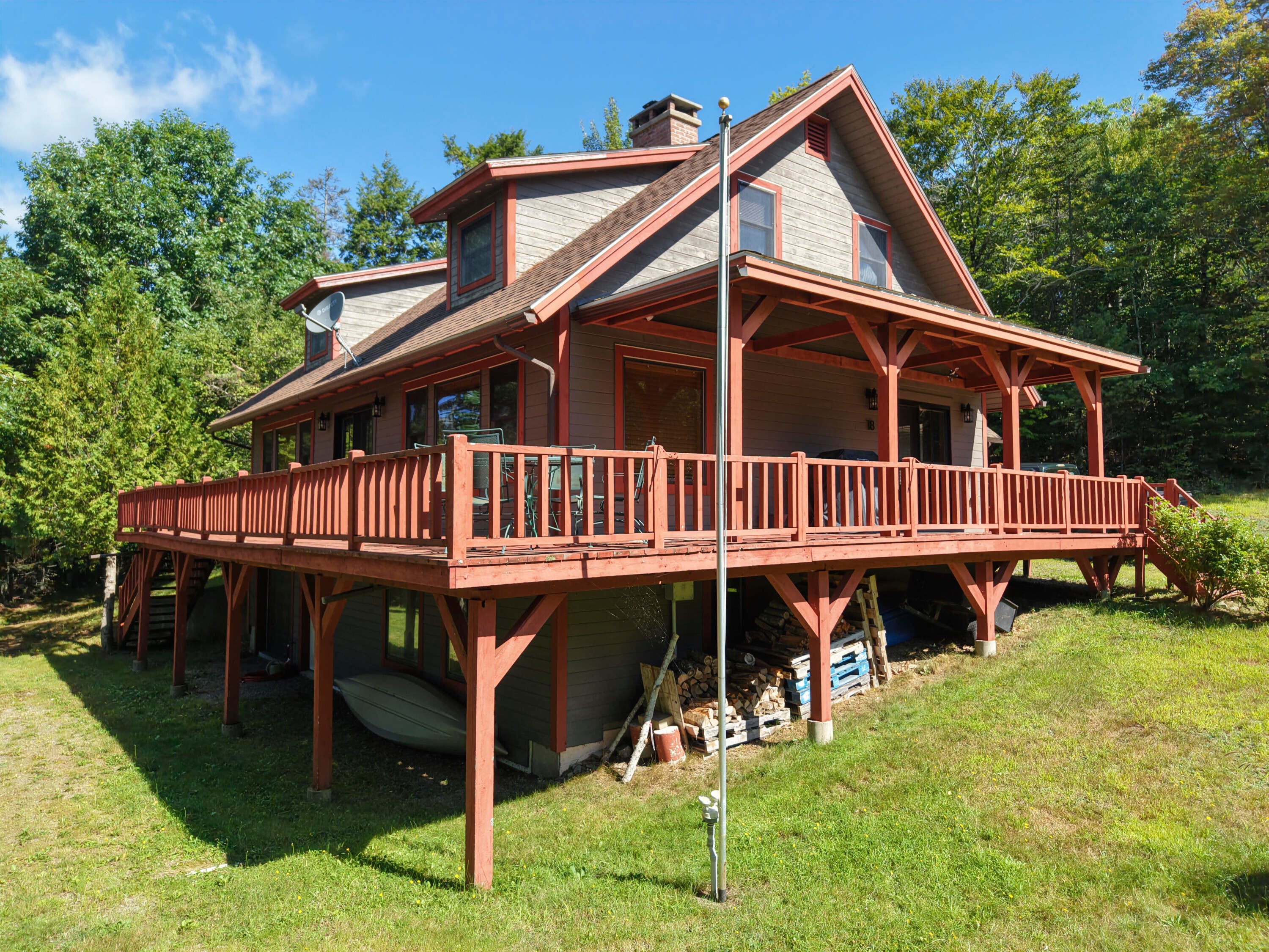18 Hawkes Lane
