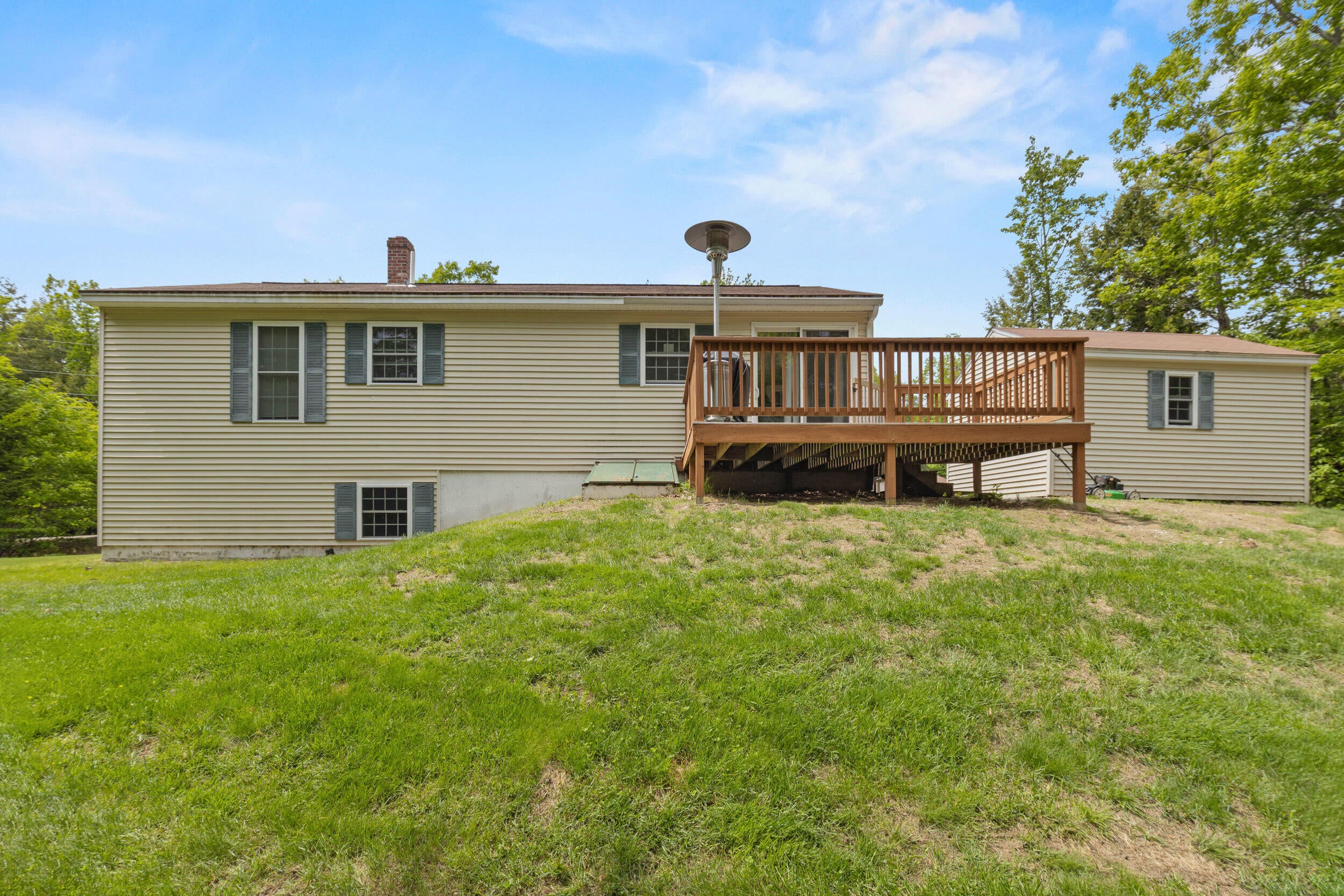 10 Briarwood Drive