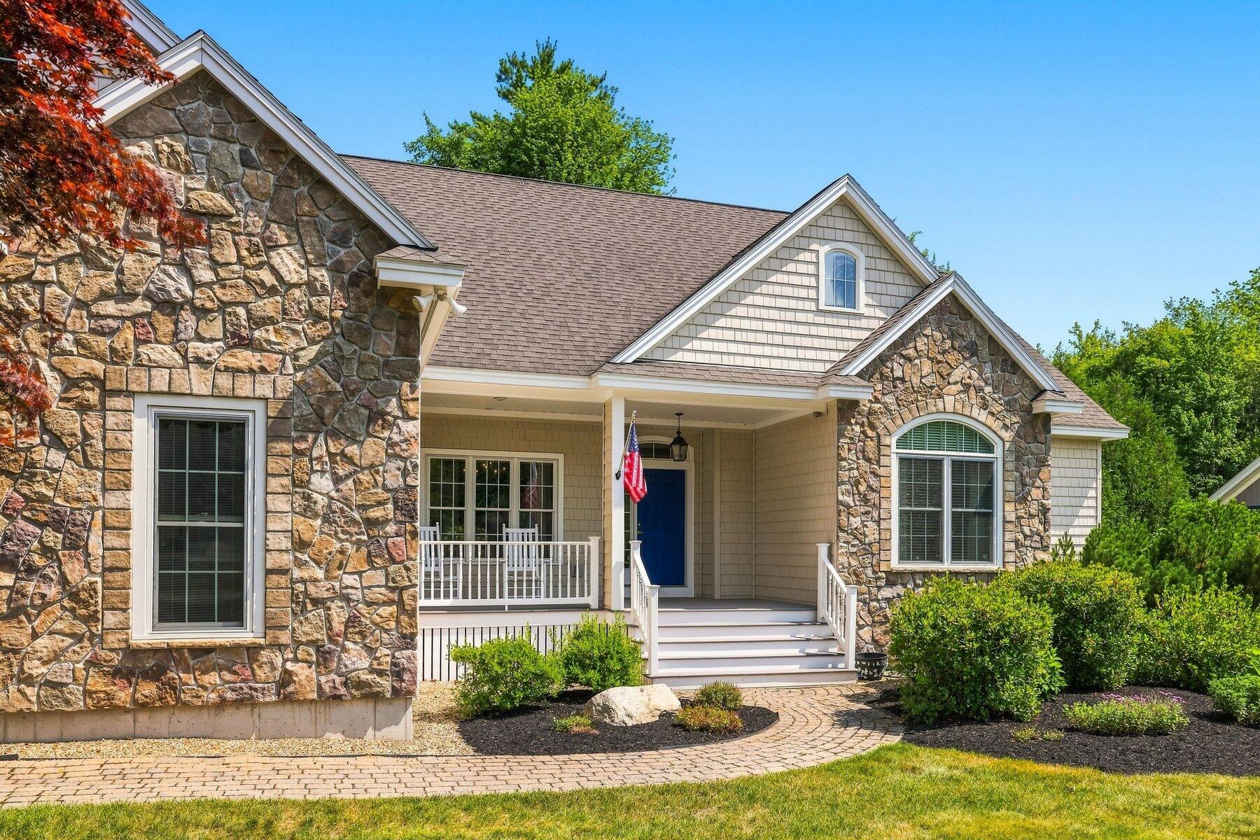 3 Bobolink Lane
