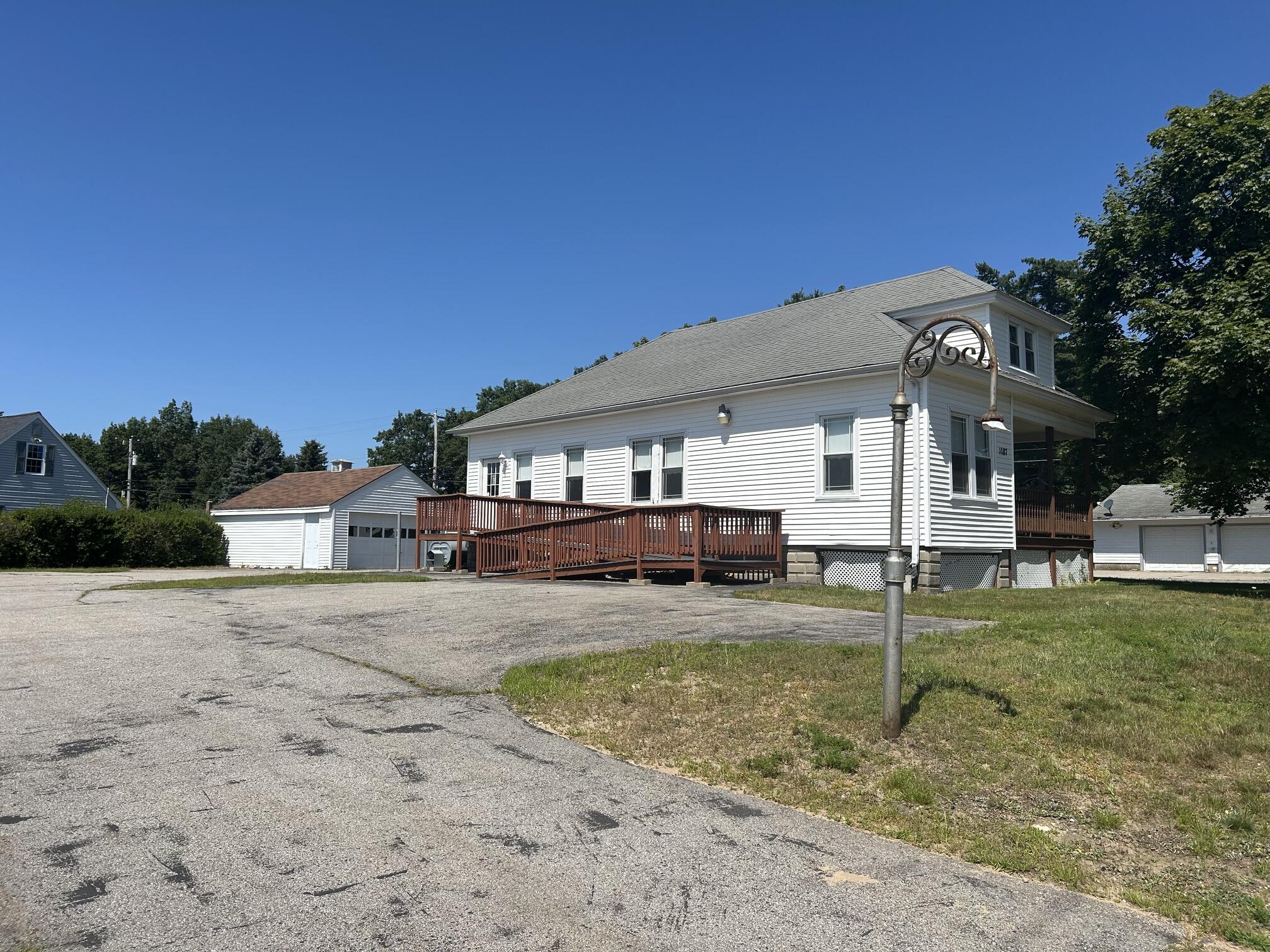 1087 Main Street