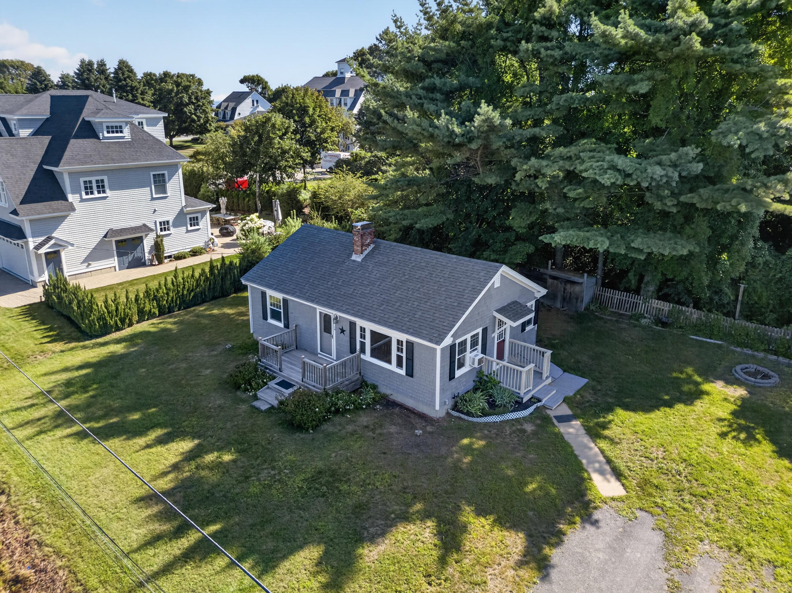 14 Iris Avenue