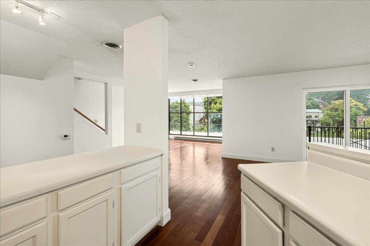 112 Franklin Street D6