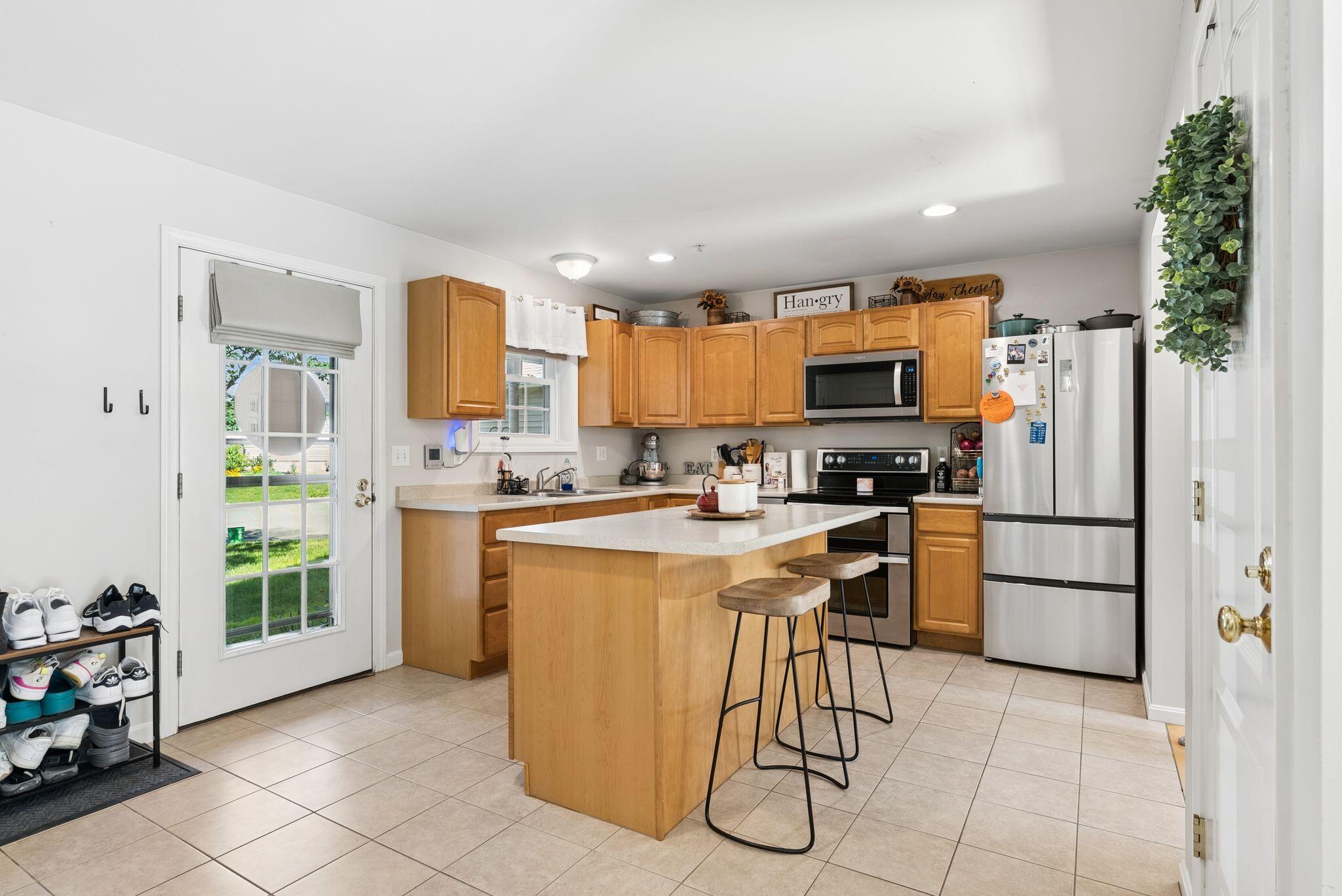 37 Ethel Avenue 6