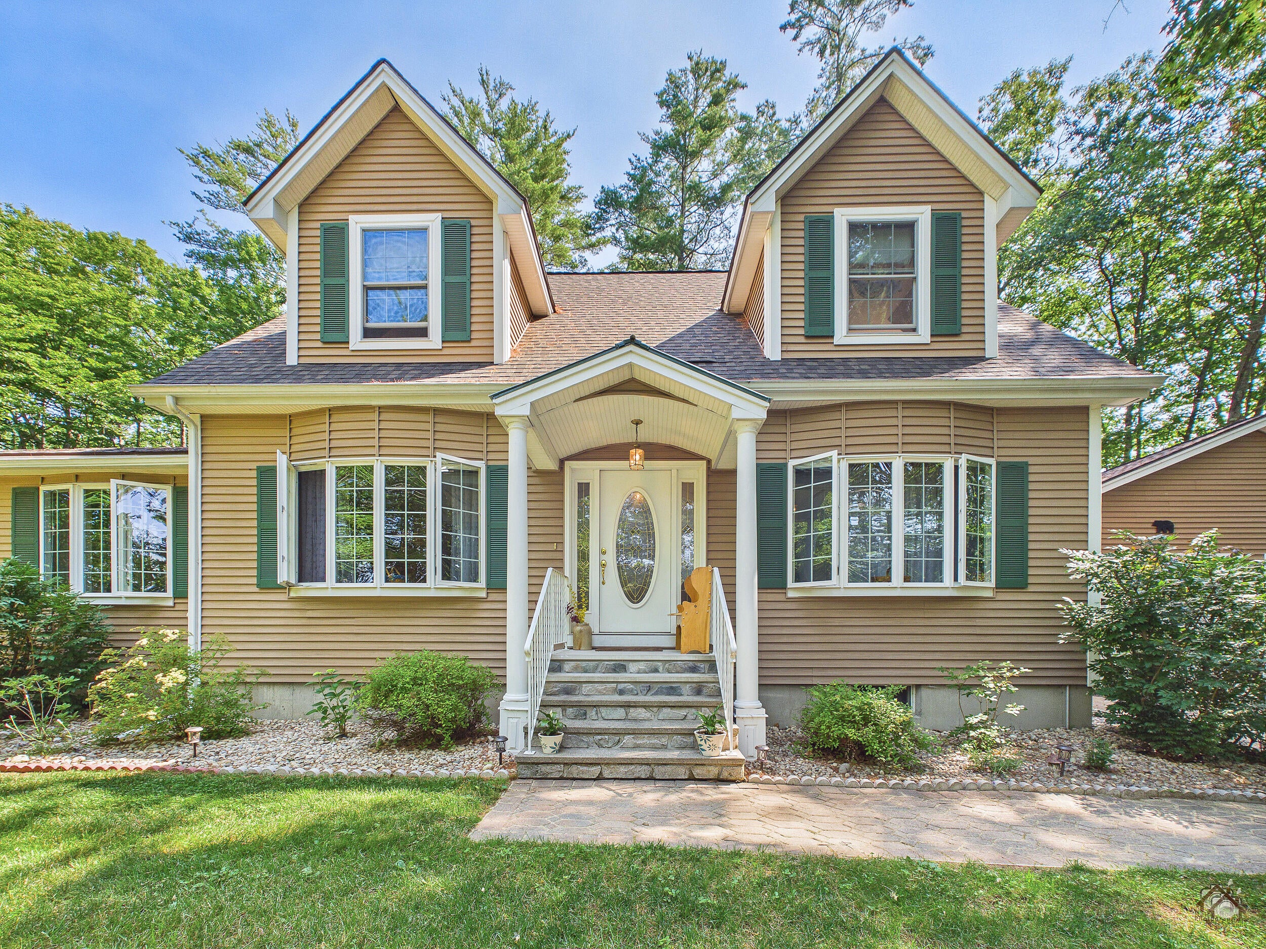30 Forest Trail Drive