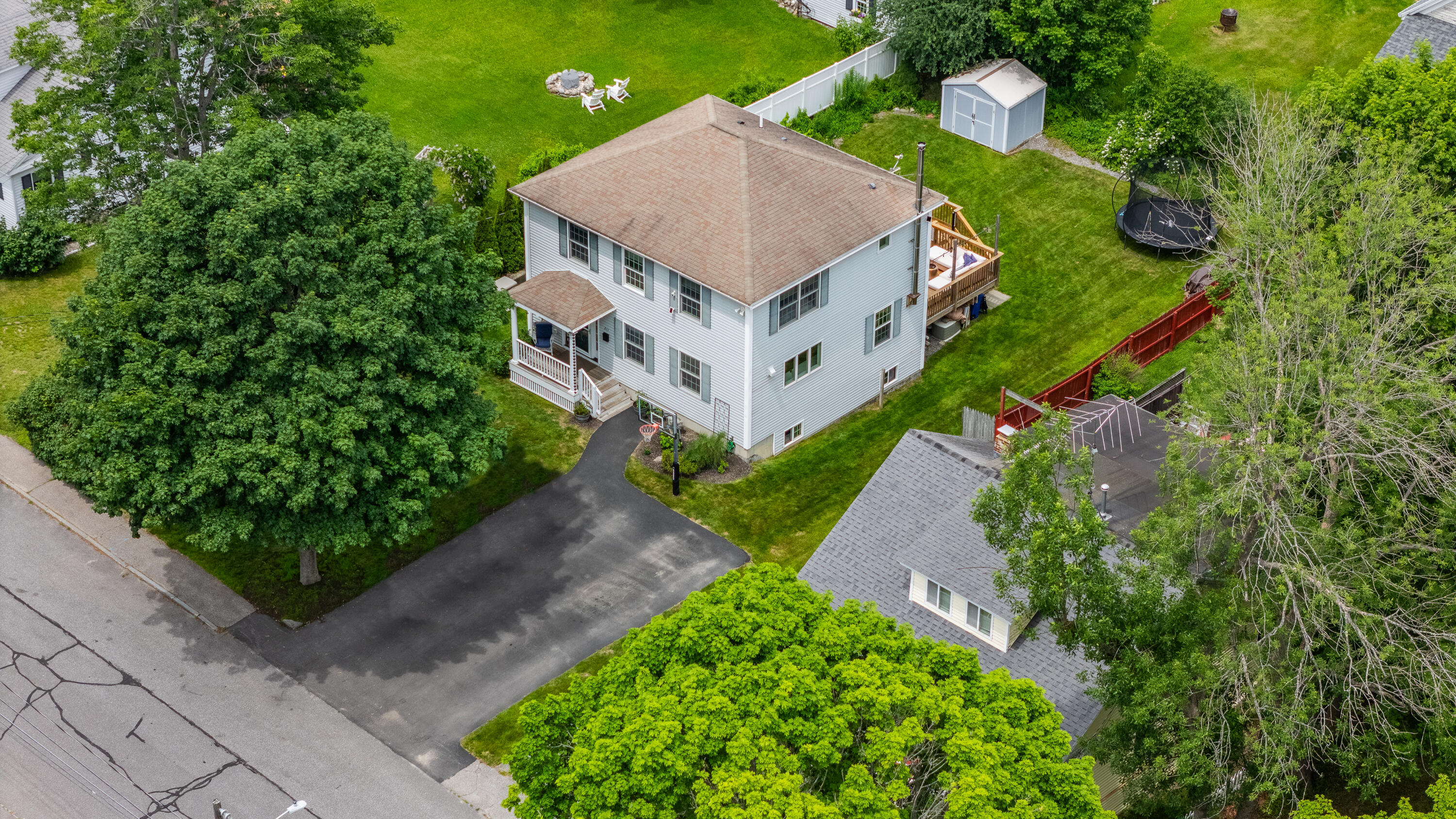 211 Oak Street