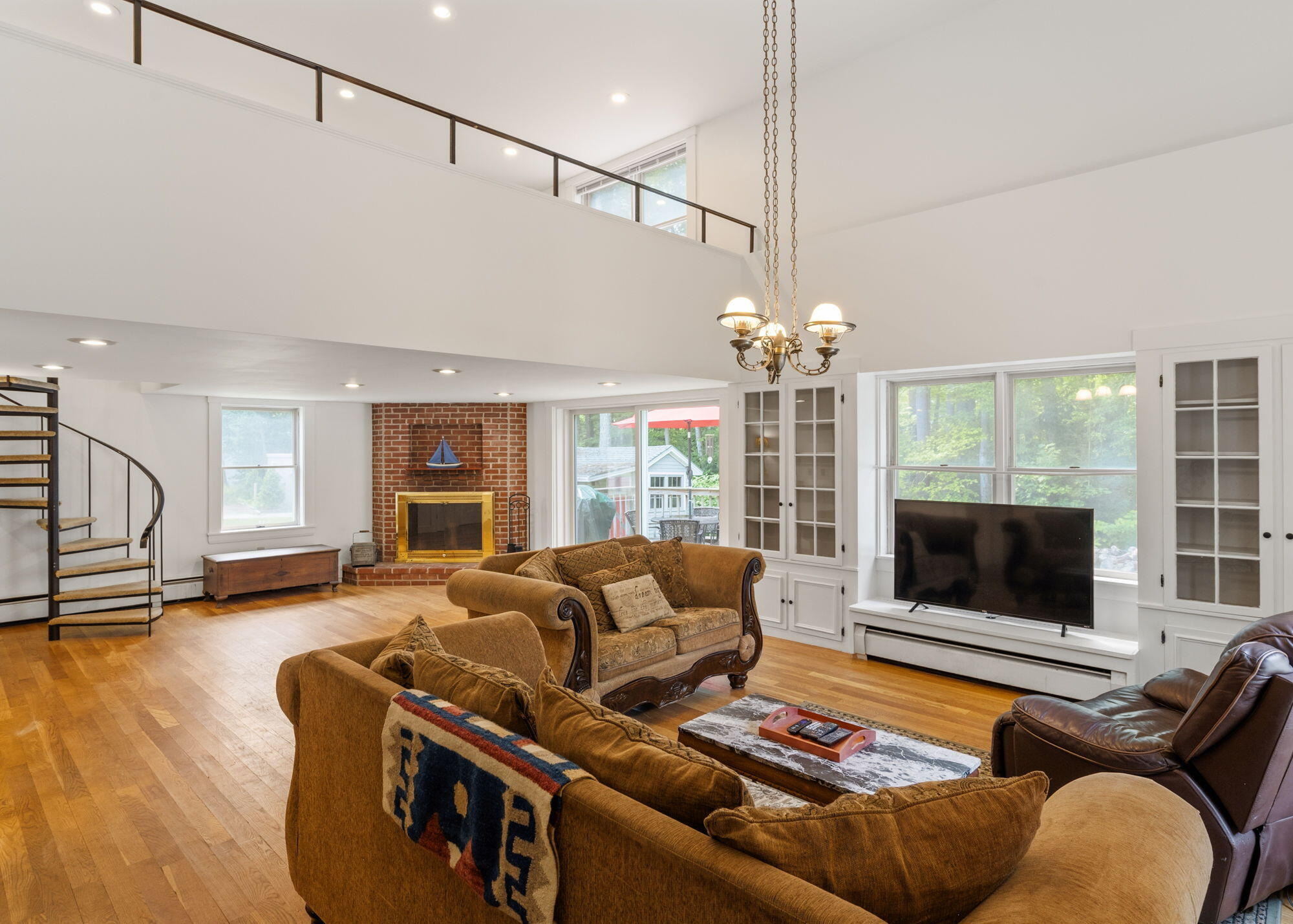 421 Ferry Road
