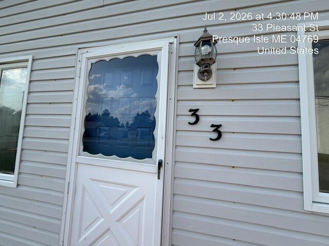 33 Pleasant Street