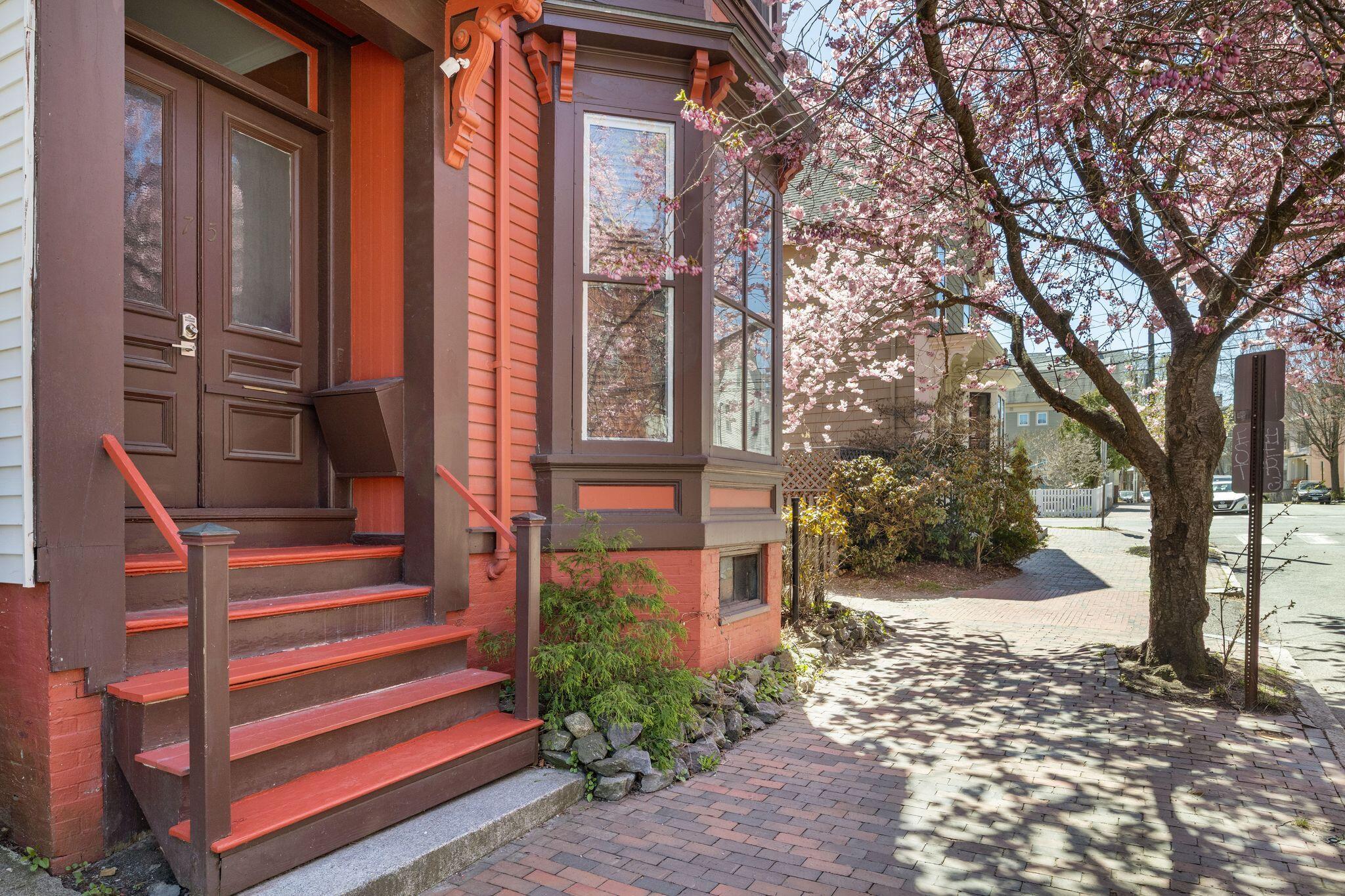 75 Carleton Street