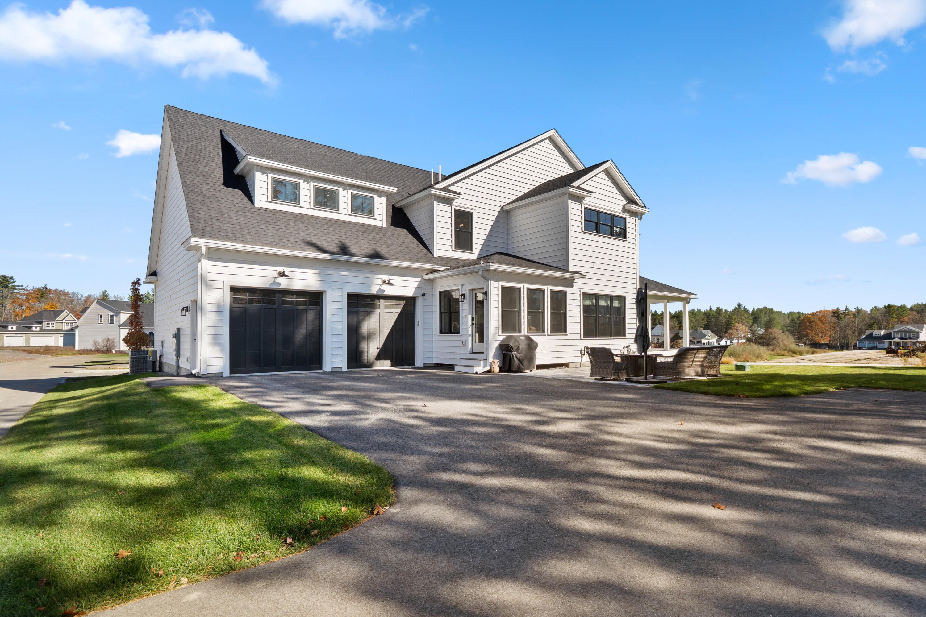 37 Emerson Way
