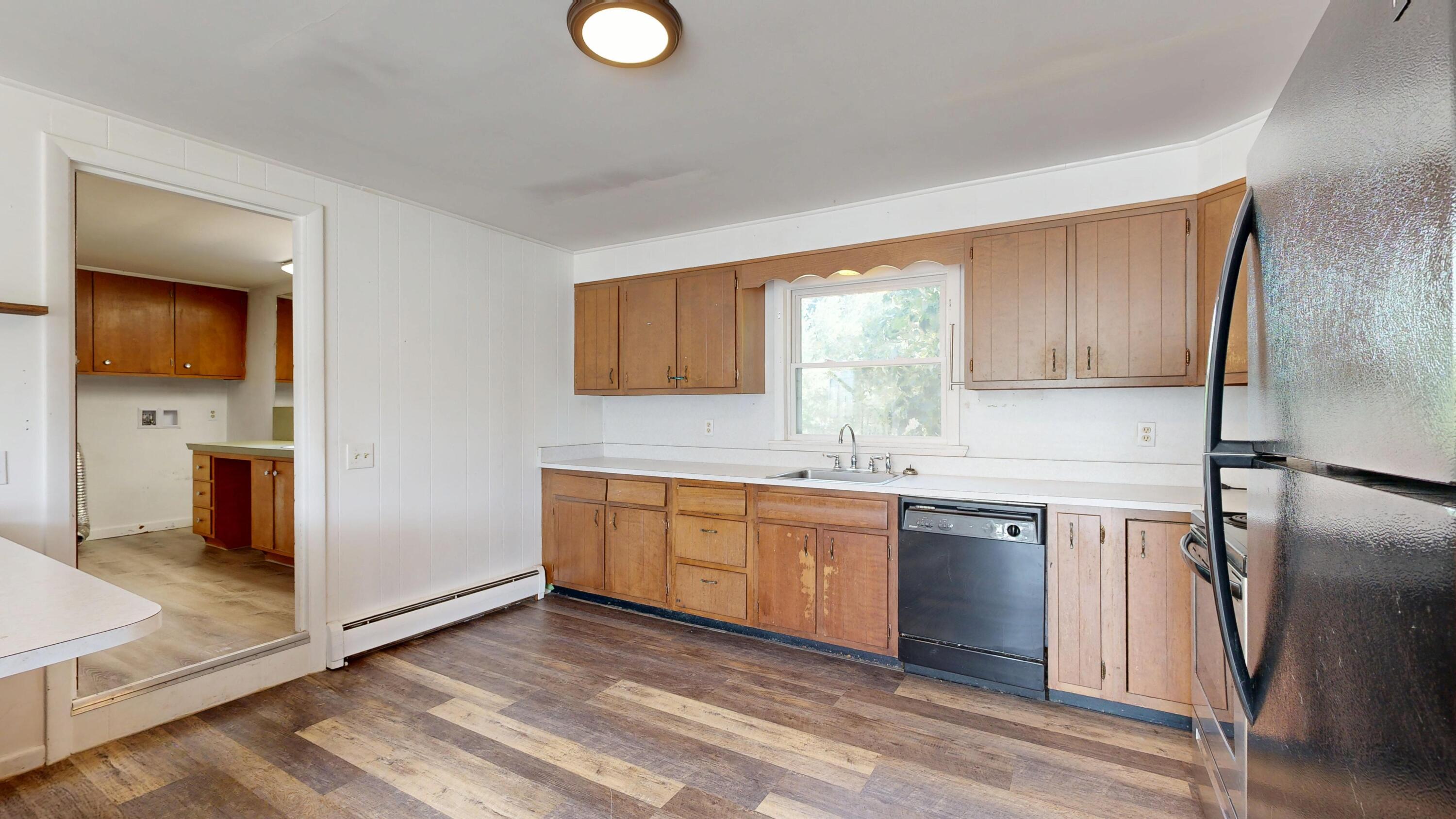15 W Waterman Road