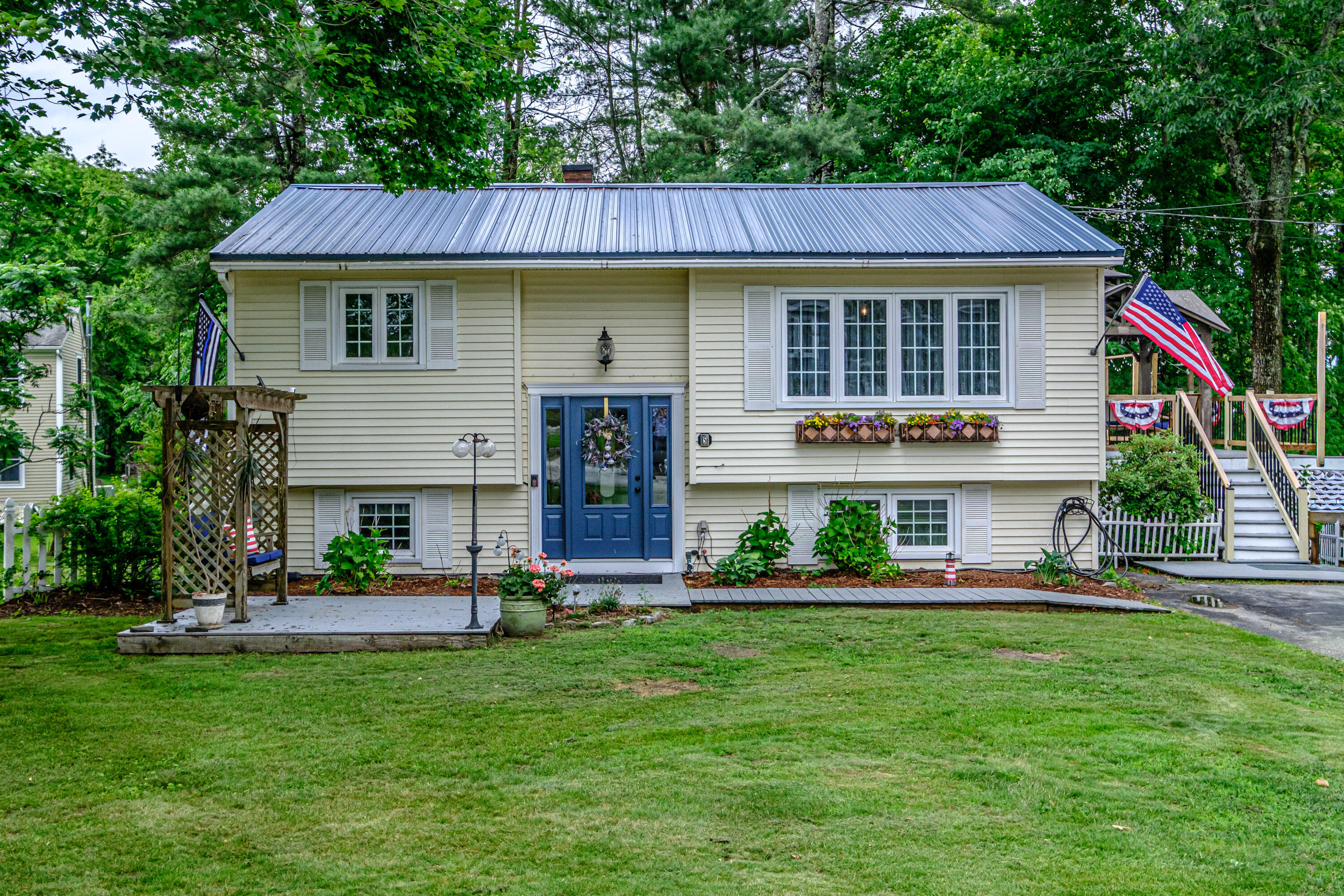 5 Willow Avenue