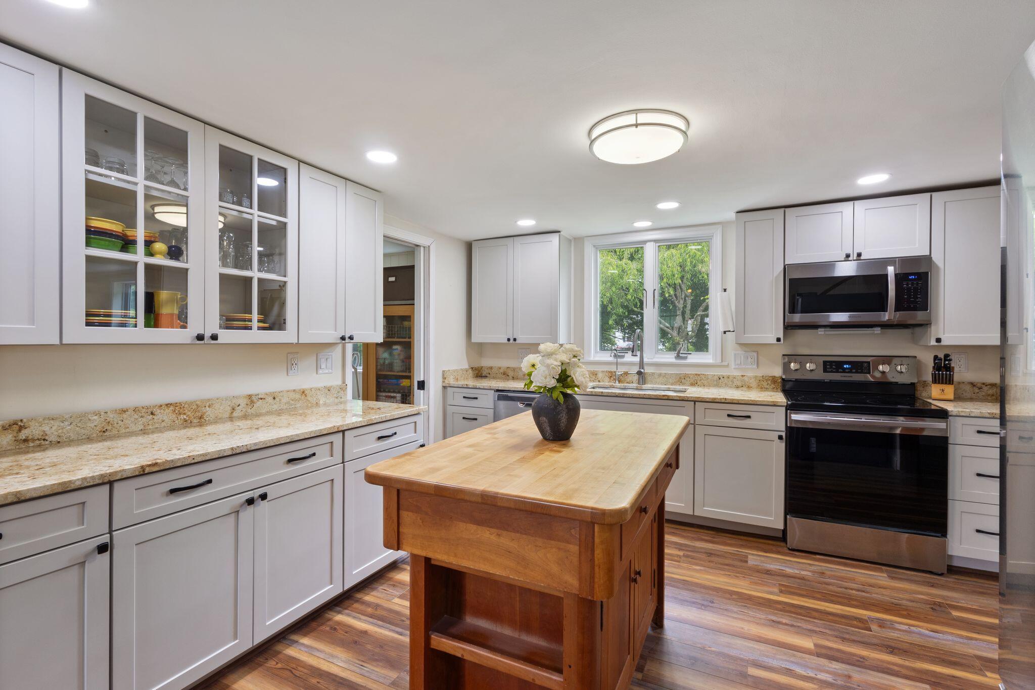 4 N Gorham Road