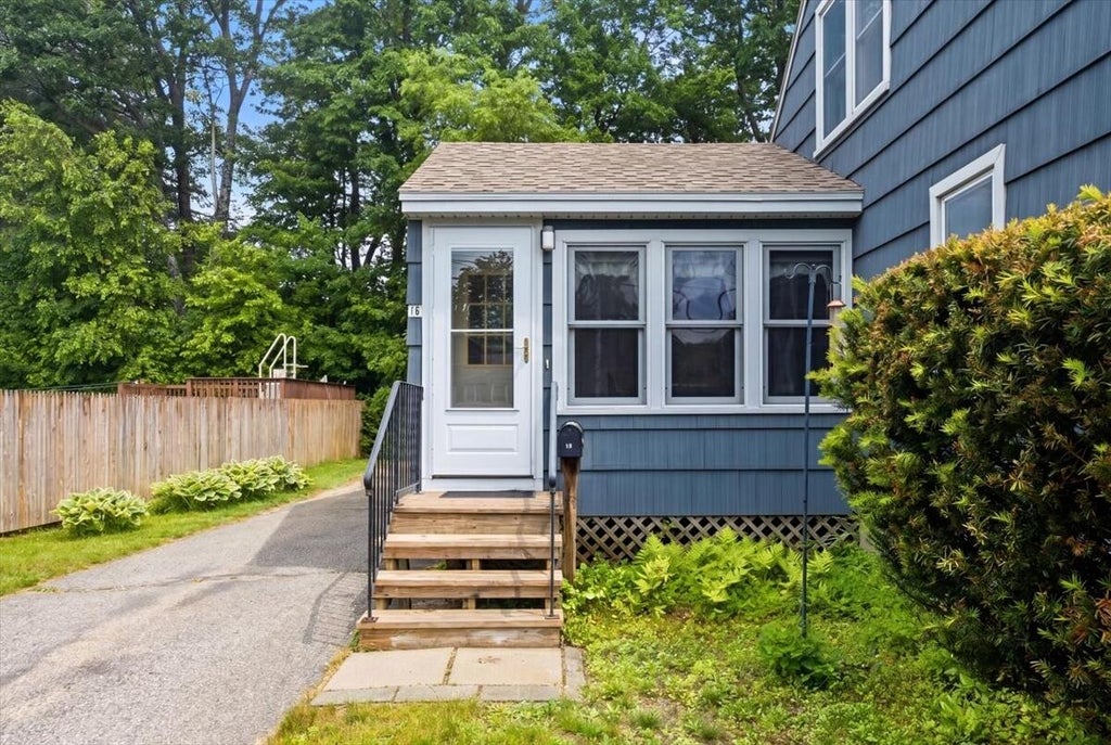 Photo of 16 Woodland Avenue, Lisbon, ME 04252 (MLS # 1667150)