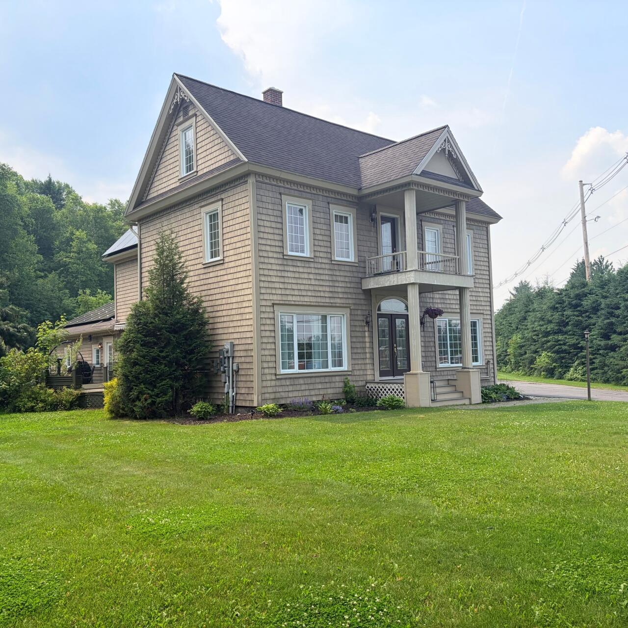 83 Pleasant Street