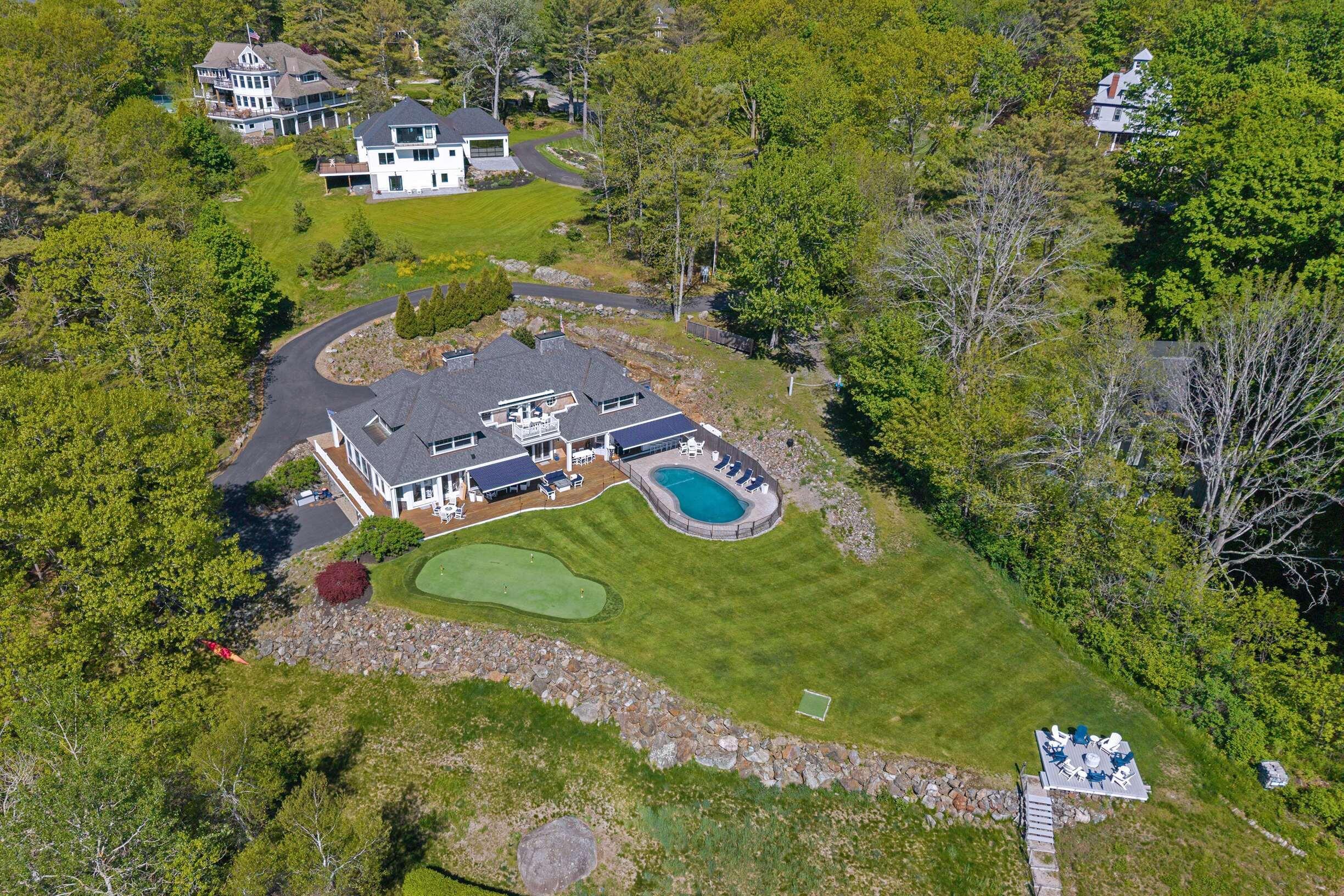 1 Cove Road