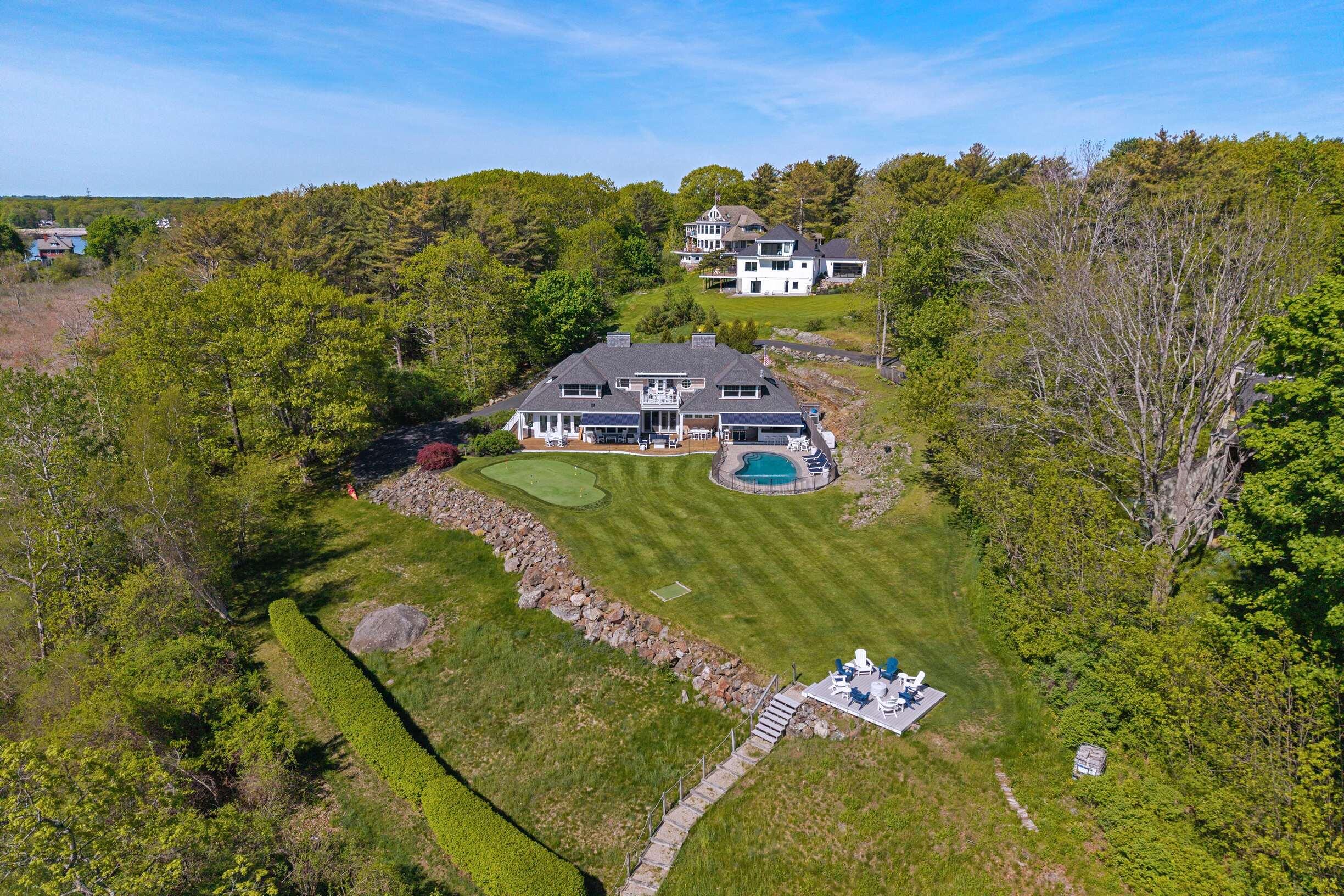 1 Cove Road
