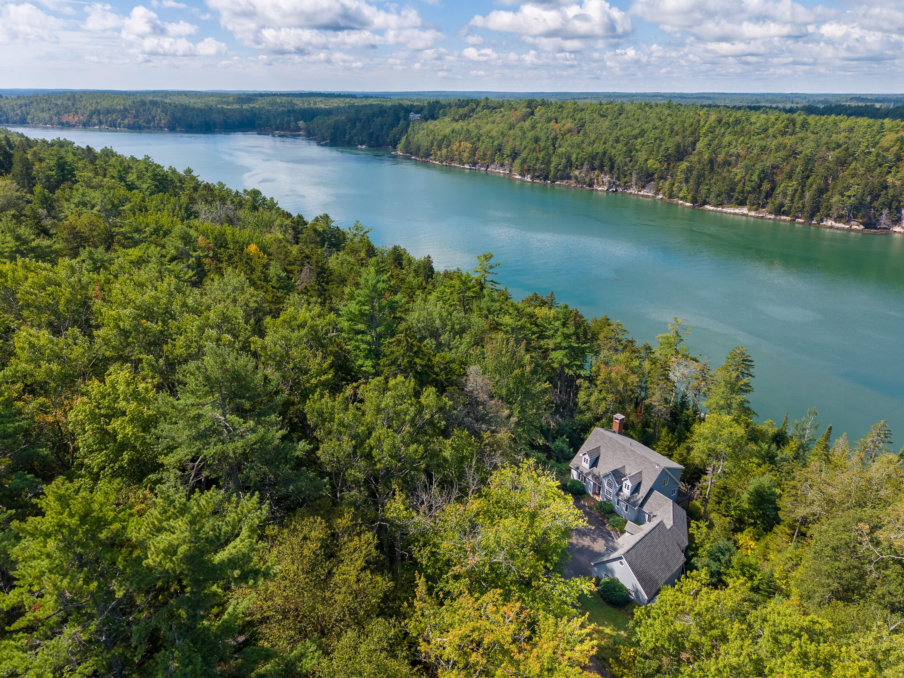 17 River Wind Lane