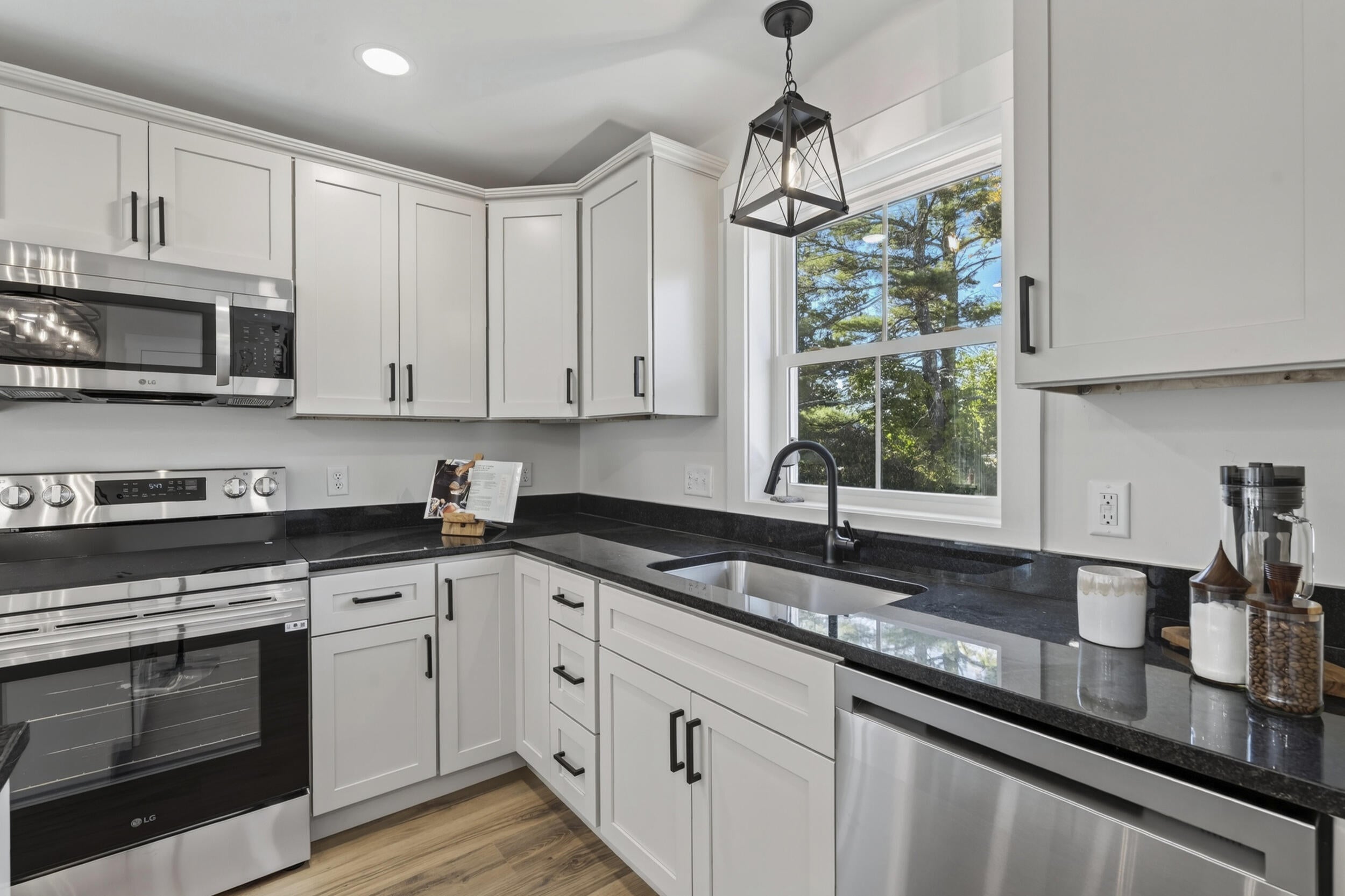 1 Dolley Farm Road 15