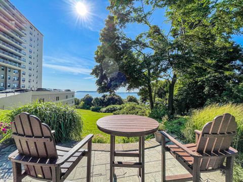 Photo of 45 Eastern Promenade #2H, Portland, ME 04101 (MLS # 1664056)