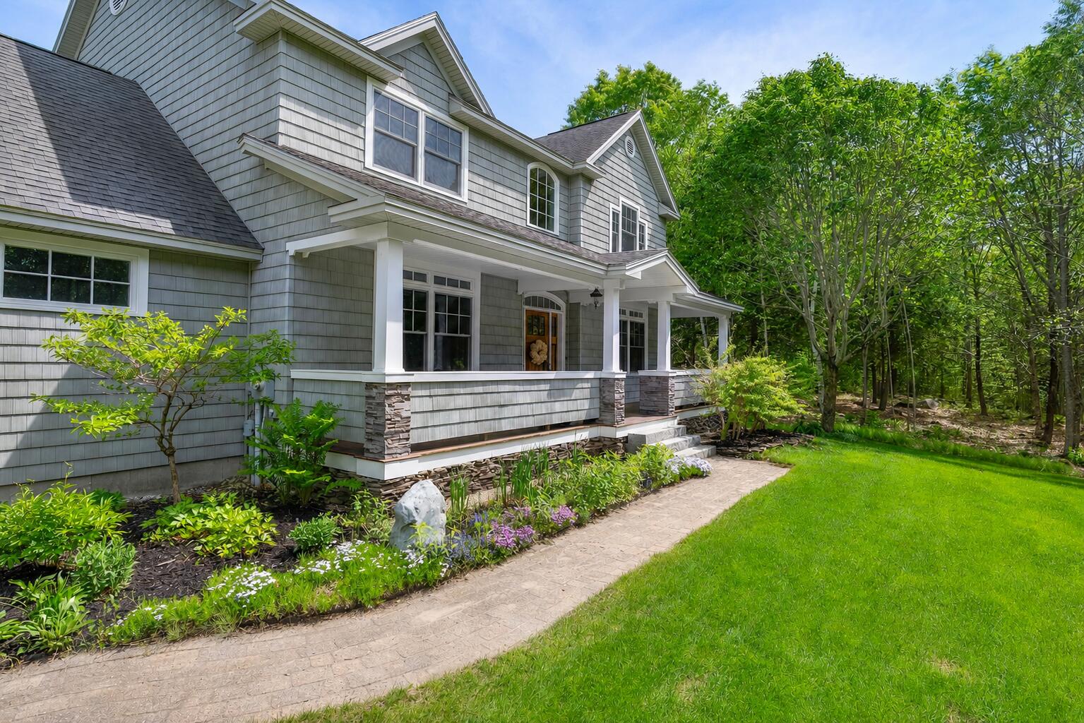 11 Heidi Way