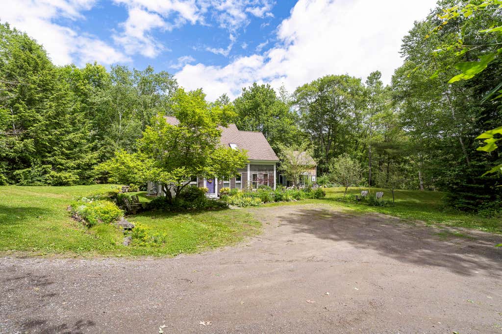 Photo of 12 Birch Rock Lane, Bristol, ME 04539 (MLS # 1669515)