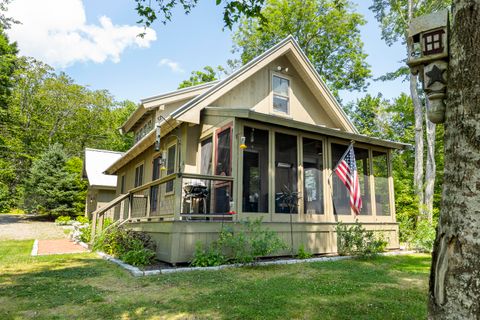 Photo of 106 Maple Ridge Road, Nobleboro, ME 04555 (MLS # 1666847)